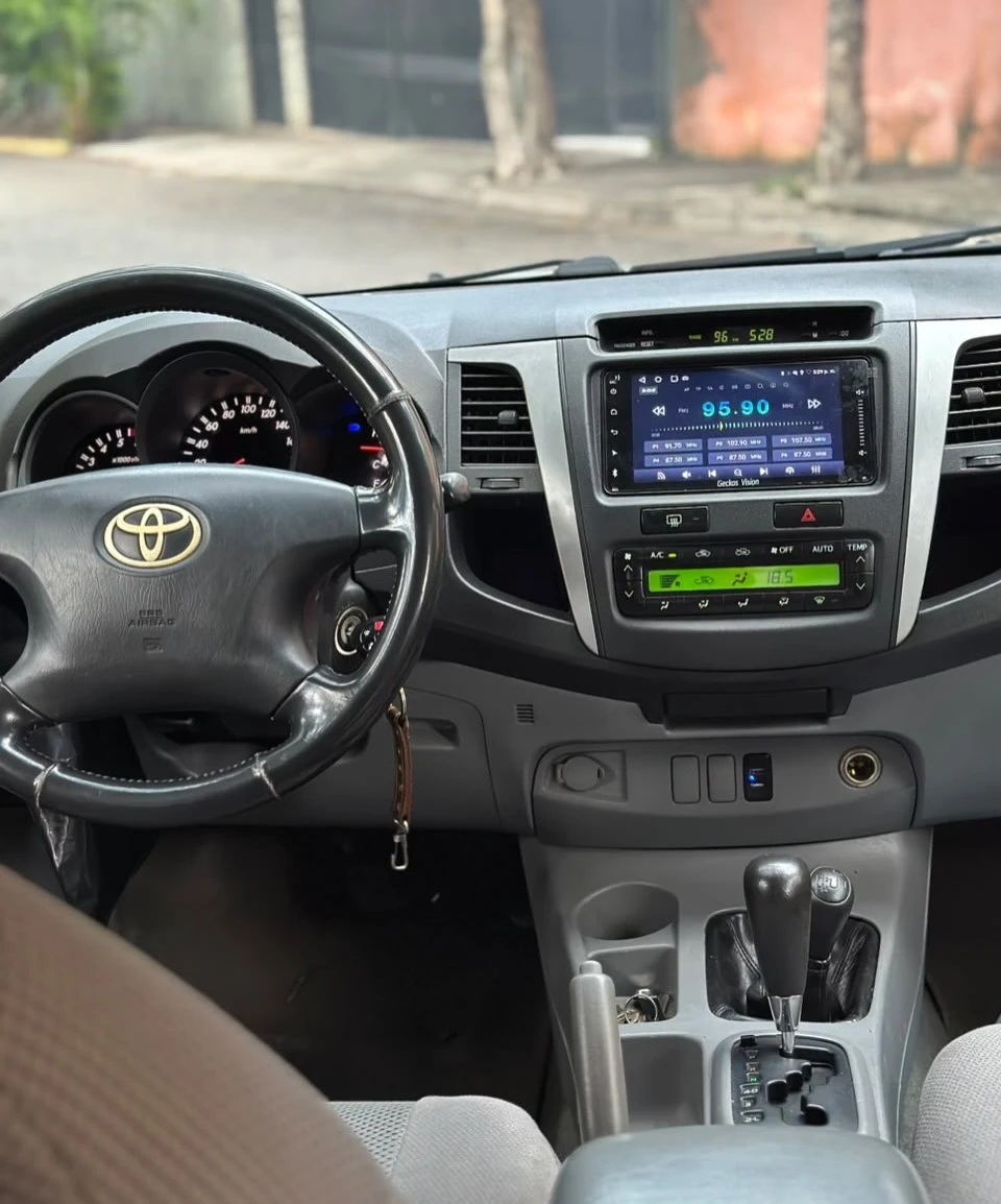 2011 Toyota Hilux KAVAK — foto 5