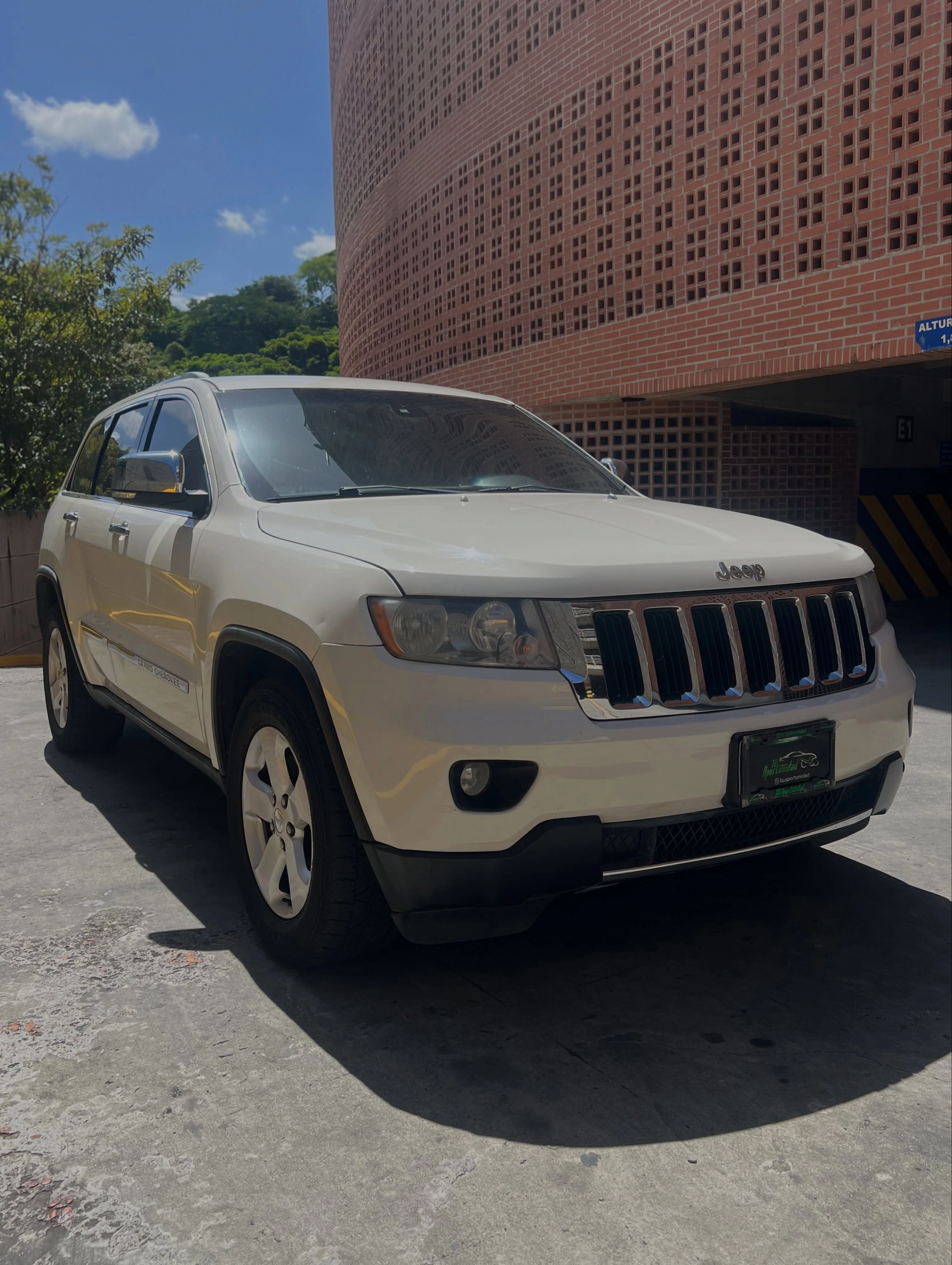 2011 Jeep Grand Cherokee WK2 — foto 2
