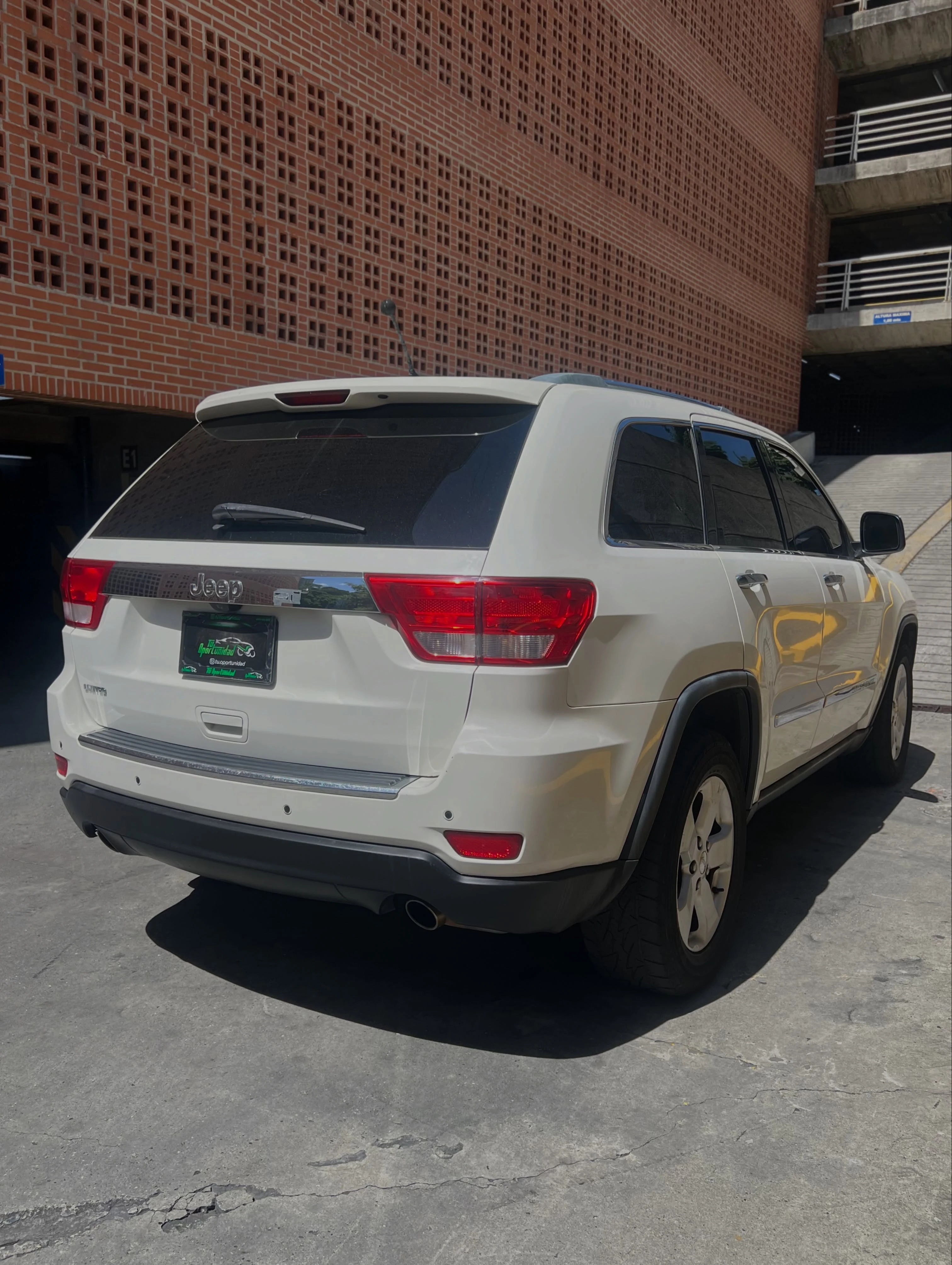 2011 Jeep Grand Cherokee WK2 — foto 3