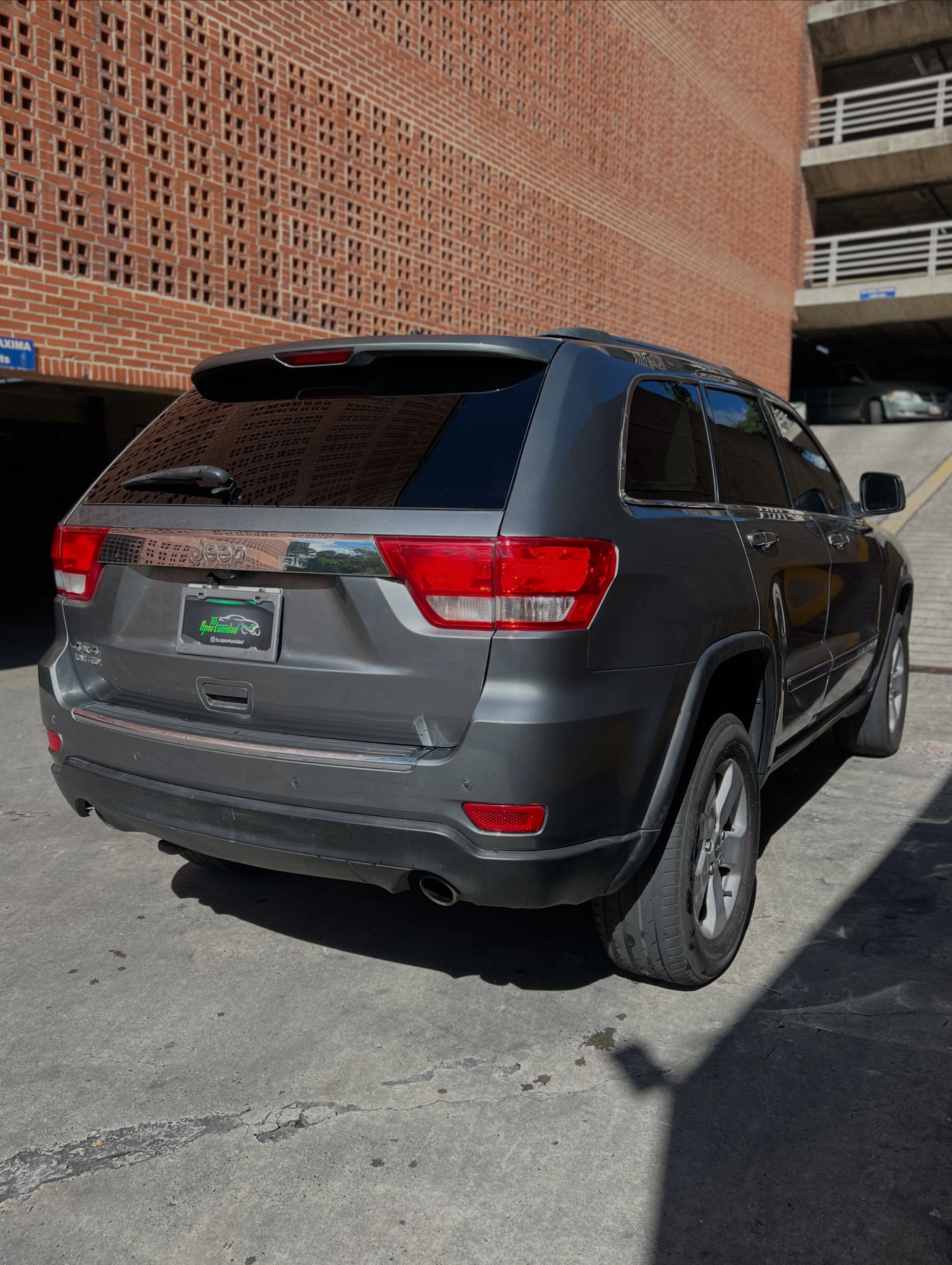 2012 Jeep Grand Cherokee 4G — foto 2