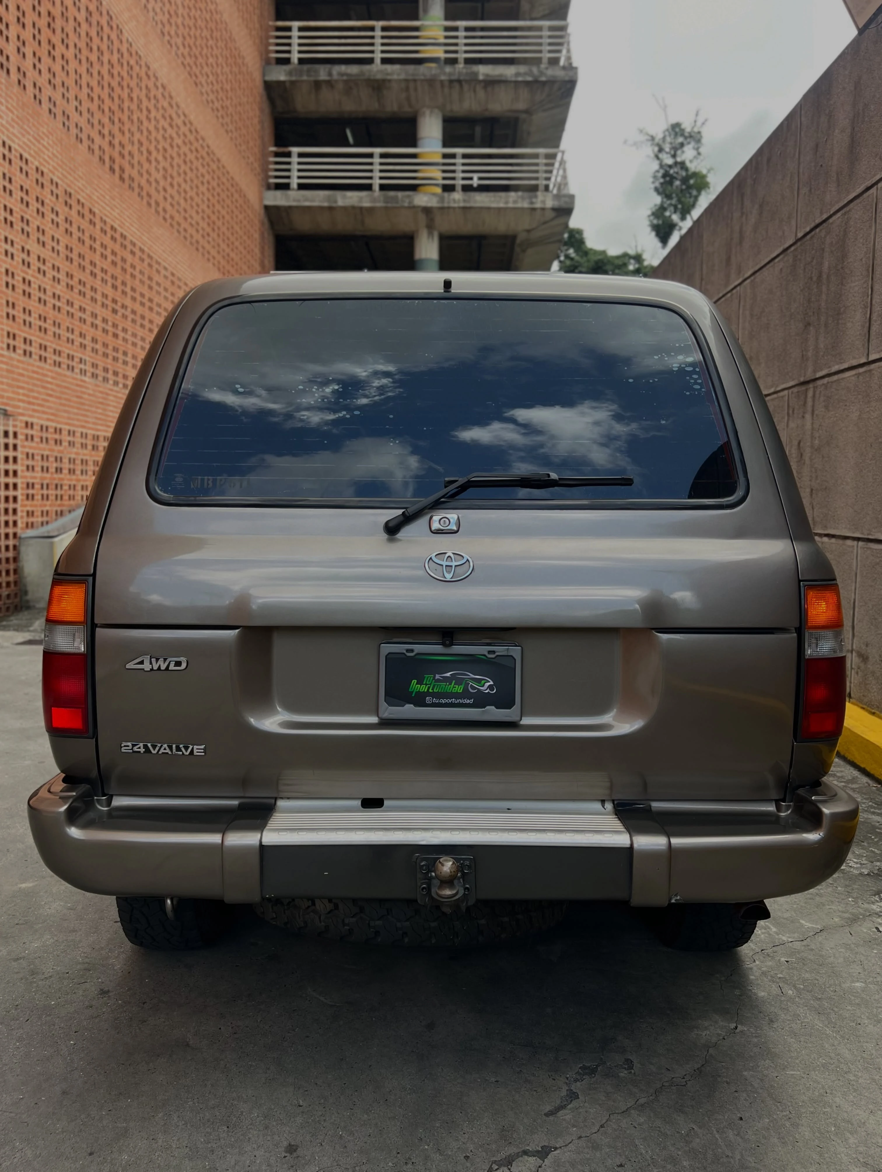 2000 Toyota Autana — foto 4
