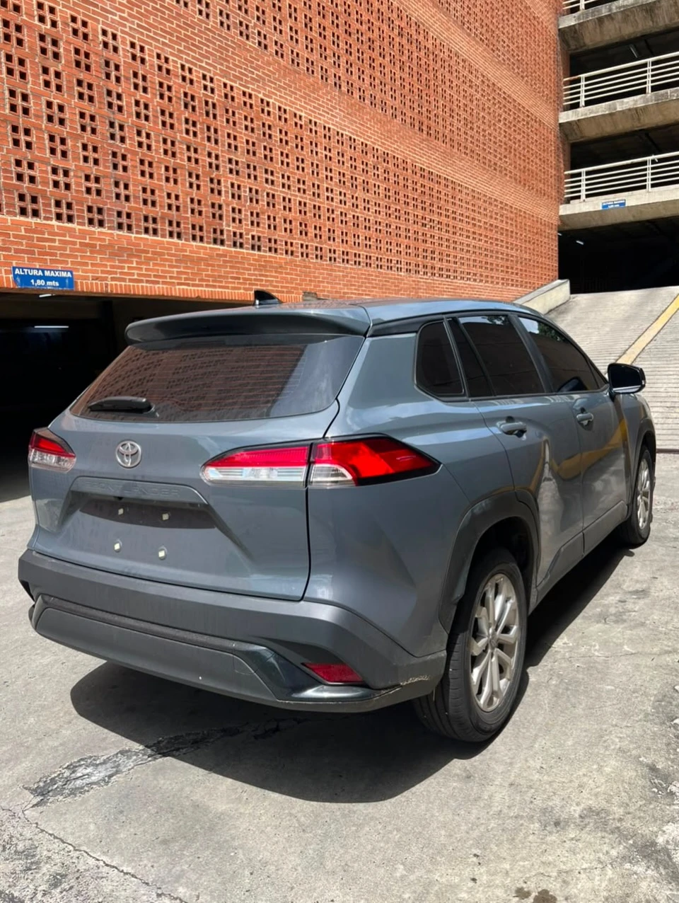 2025 Toyota Frontlander — foto 3