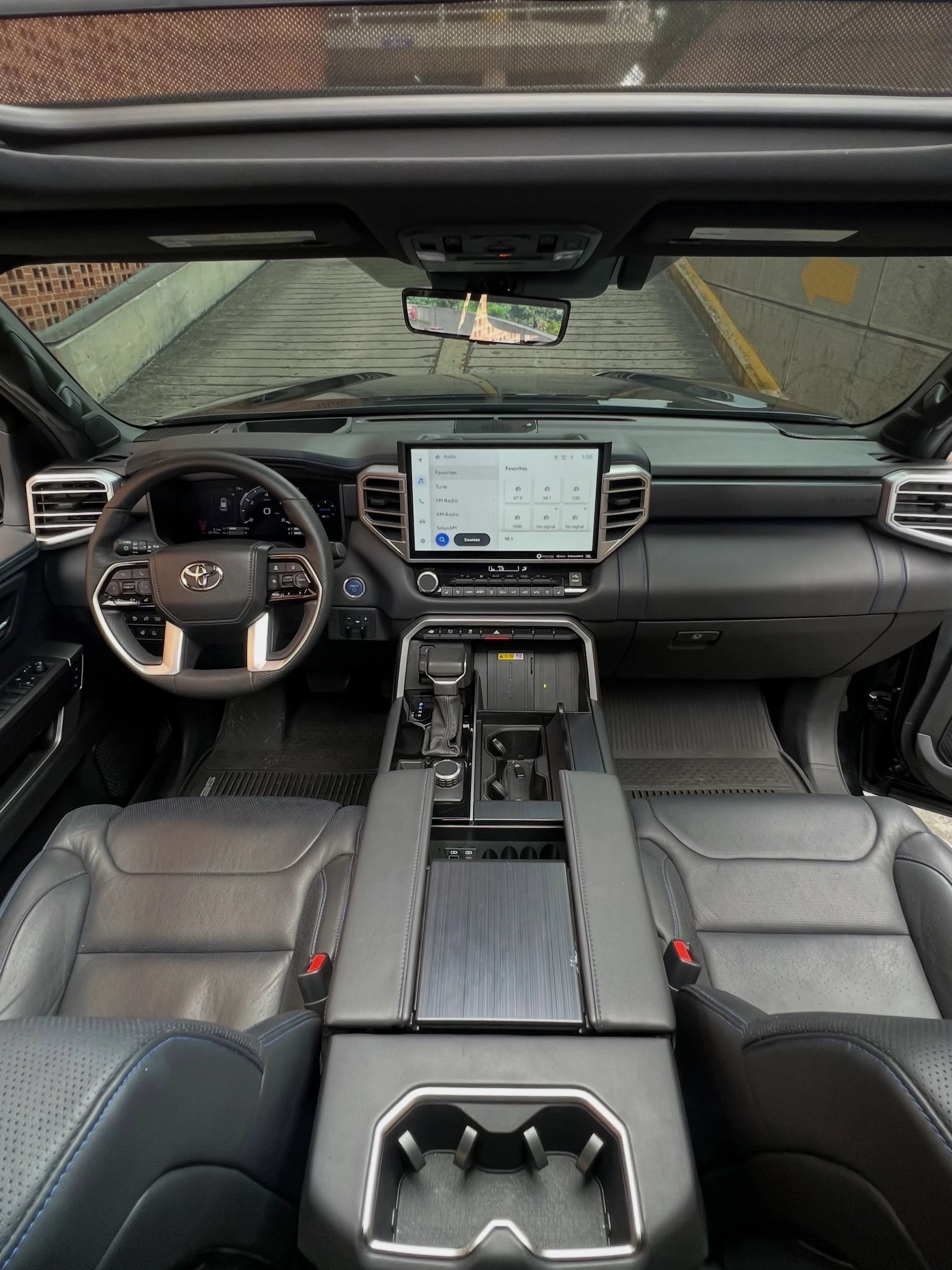2024 Toyota Sequoia Platinum — foto 10