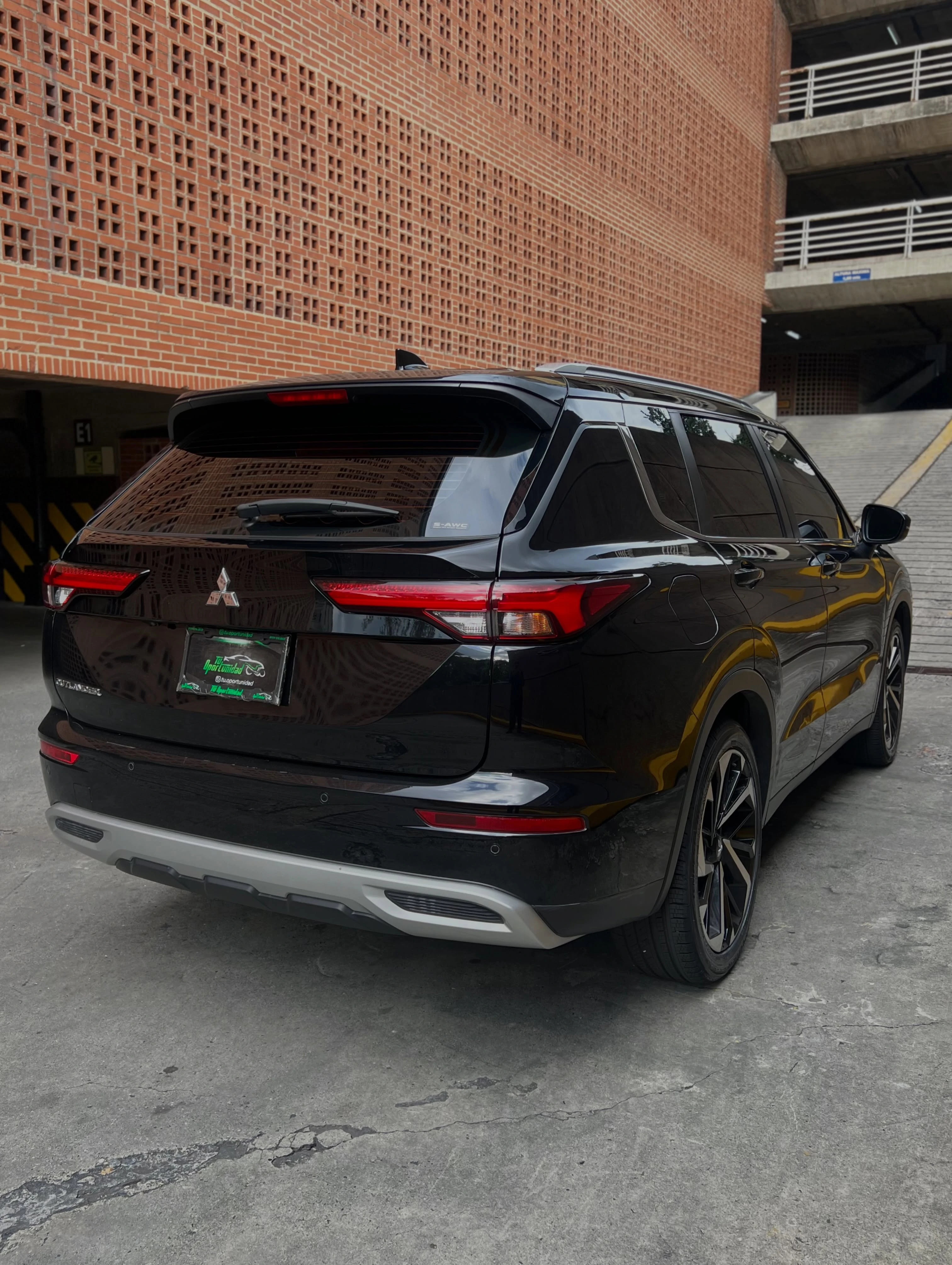 2024 Mitsubishi Outlander — foto 4