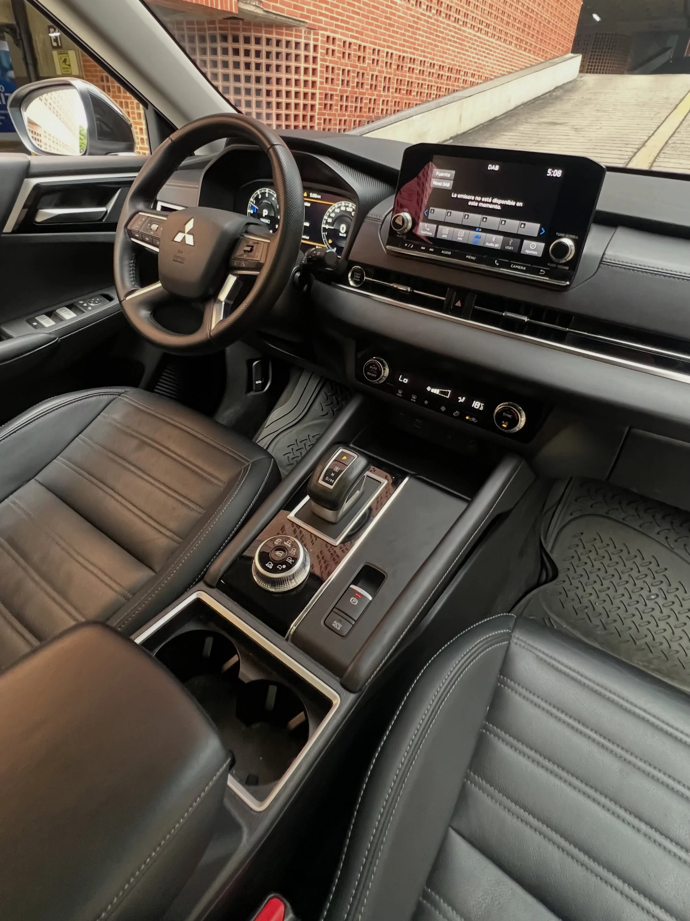 2024 Mitsubishi Outlander — foto 11