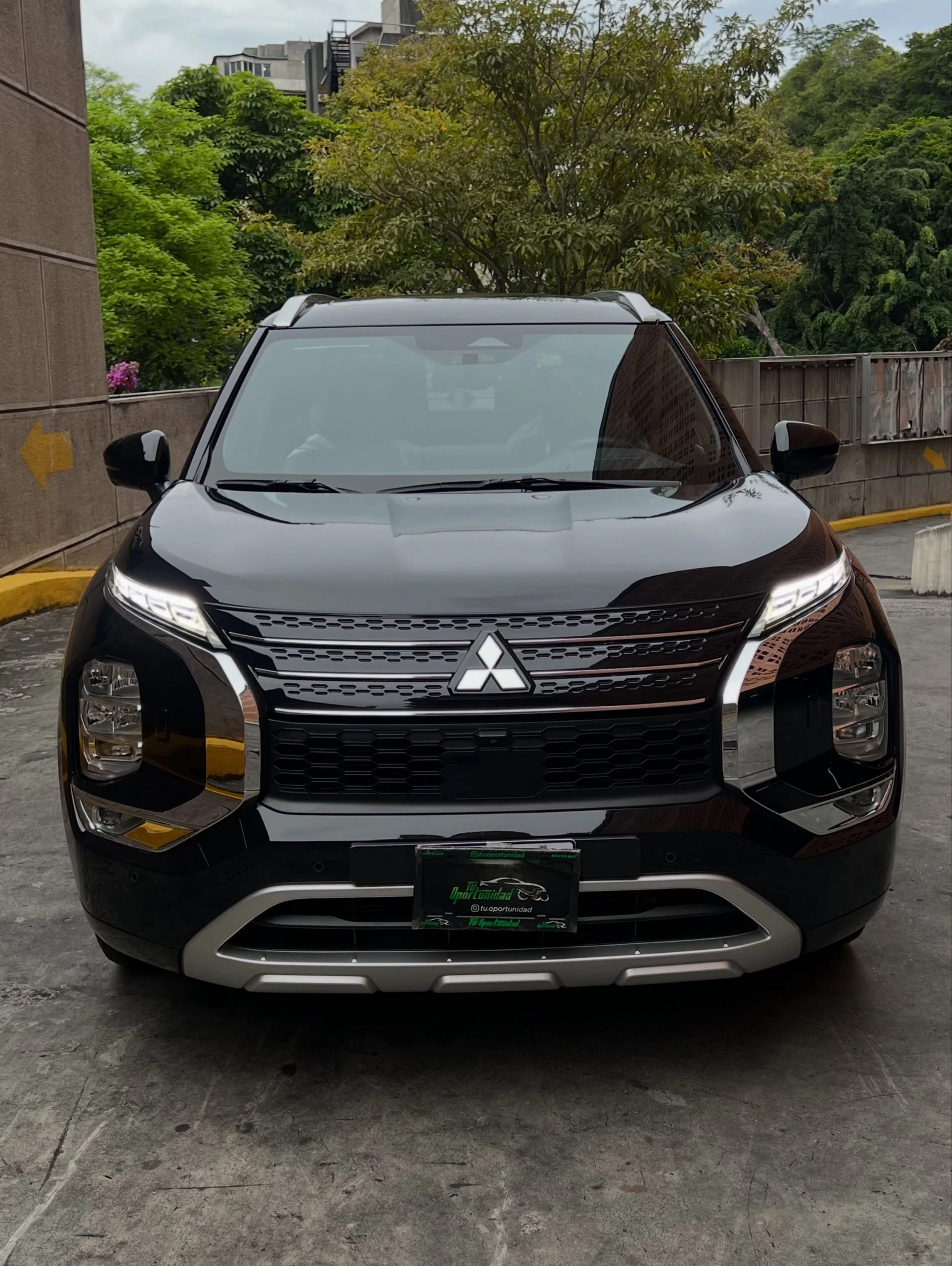 2025 Mitsubishi Outlander