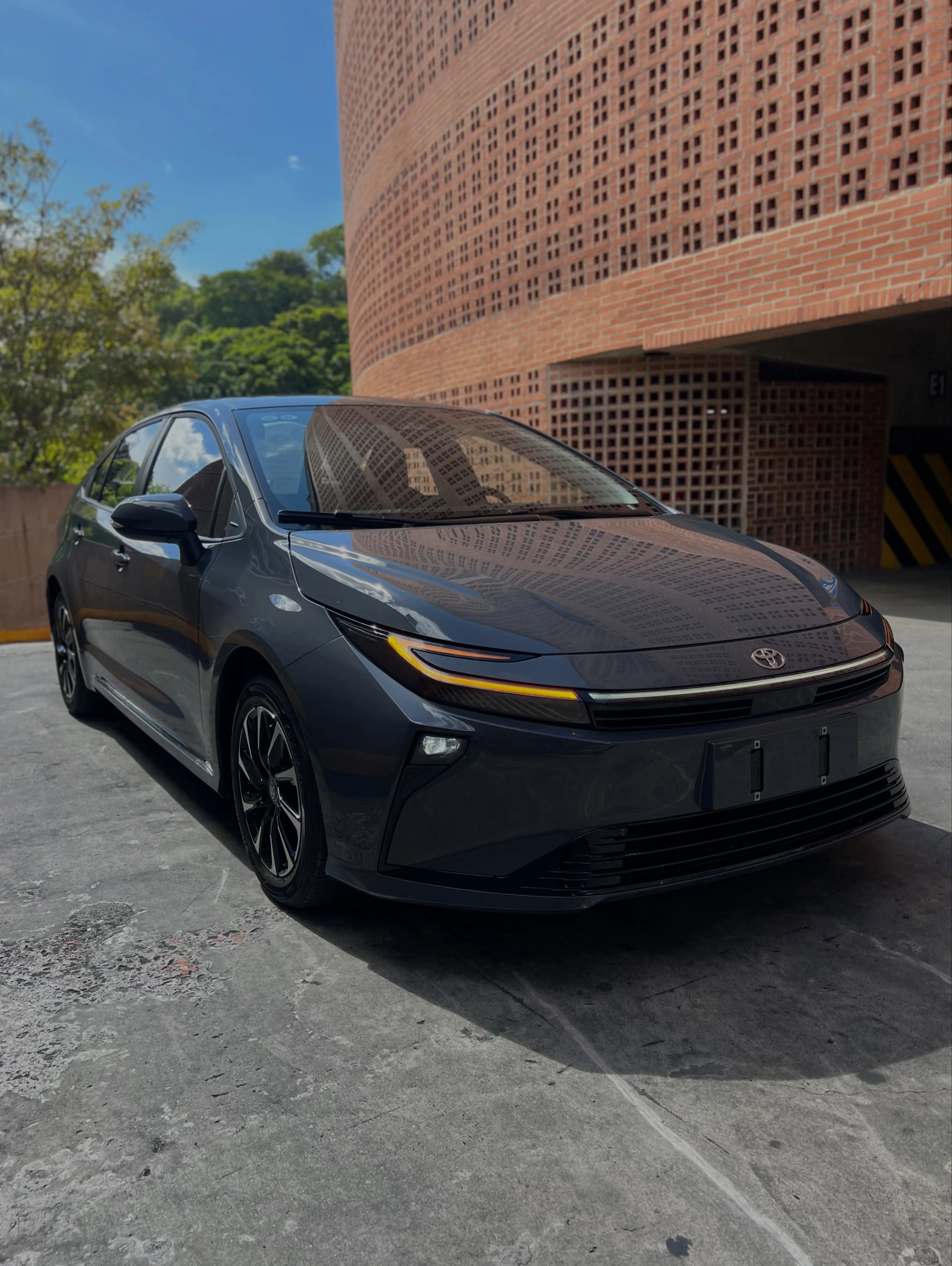 2026 Toyota Corolla HEV — foto 2