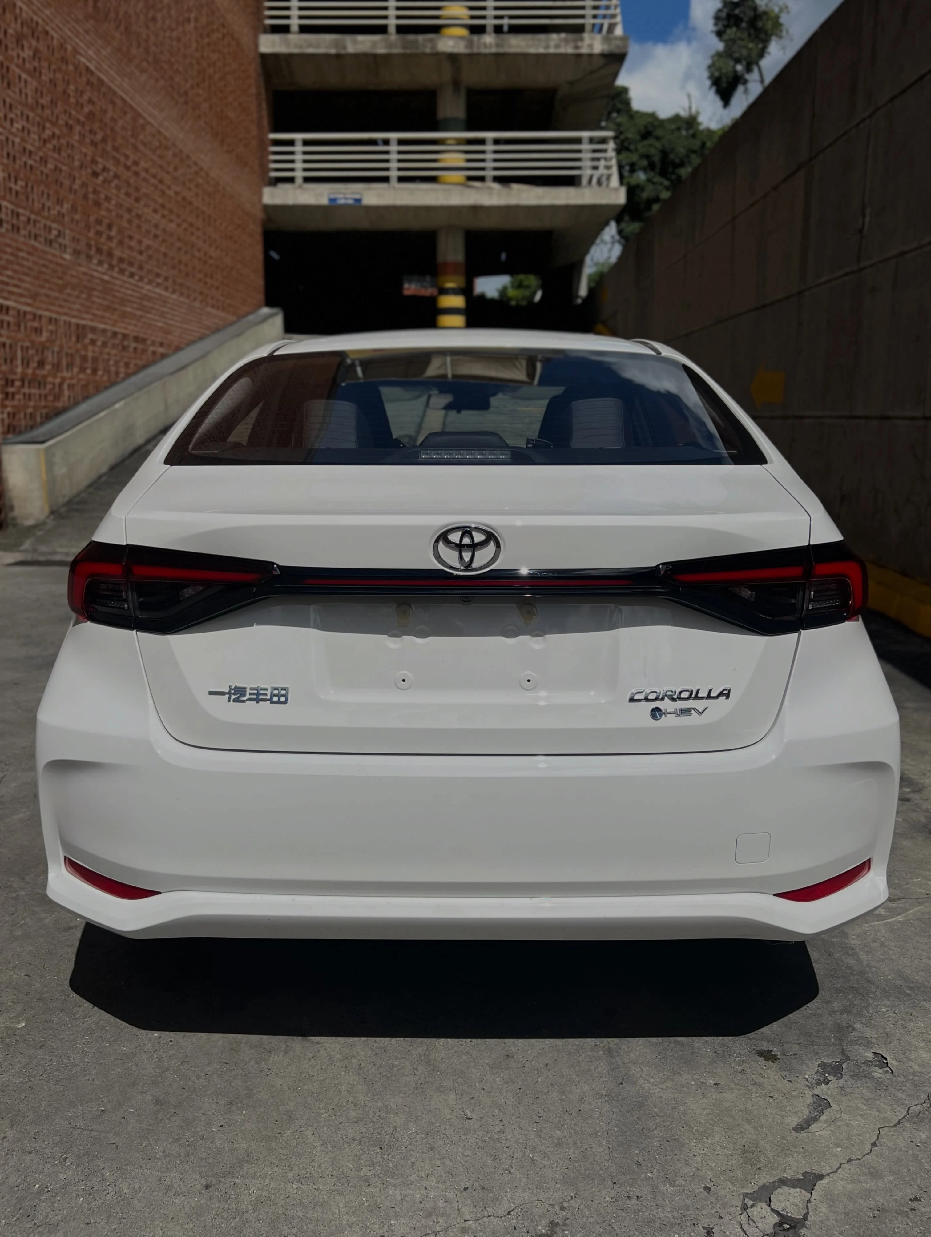2026 Toyota Corolla HEV — foto 4