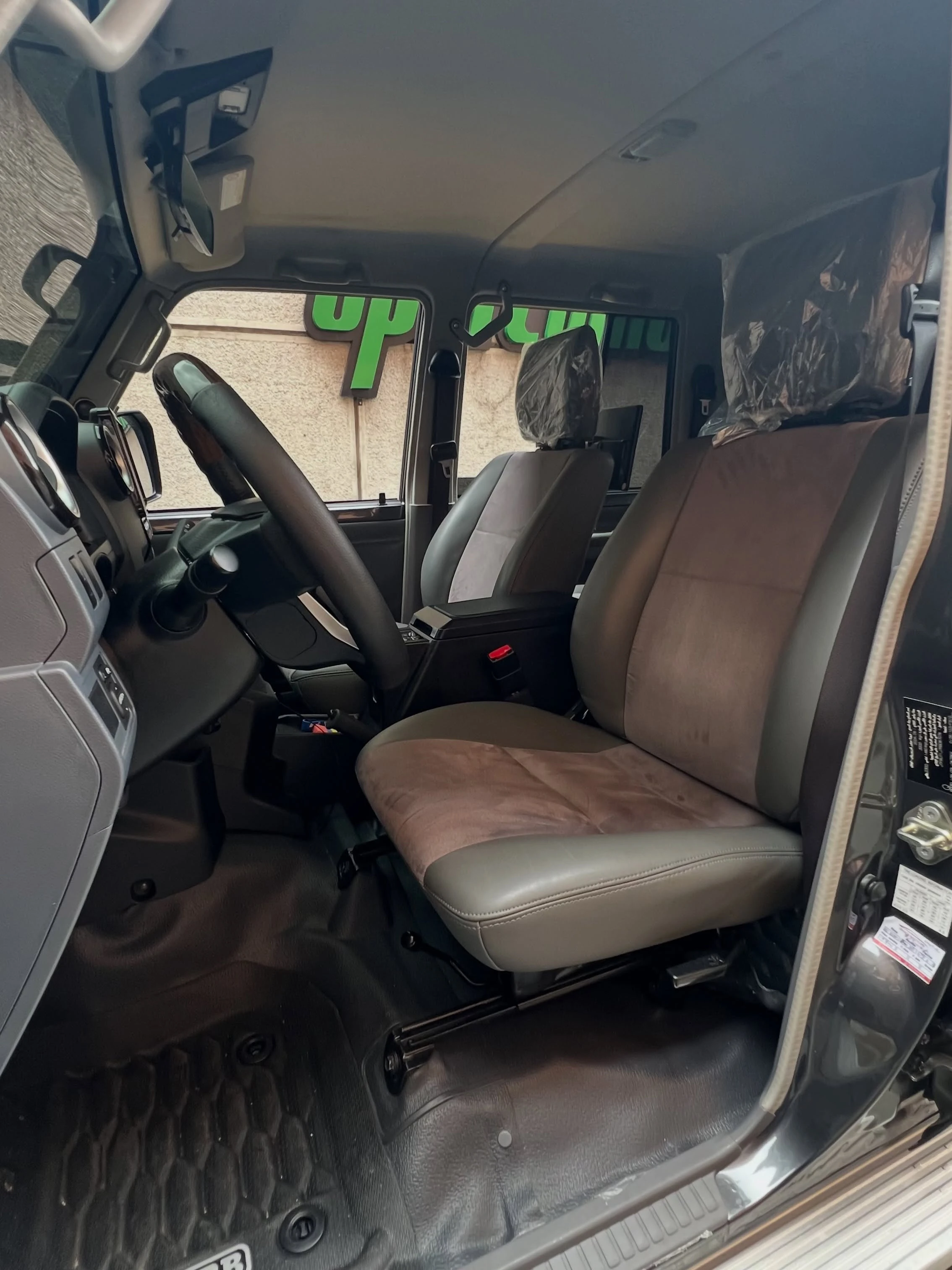 2025 Toyota Land Cruiser Serie 79 — foto 15