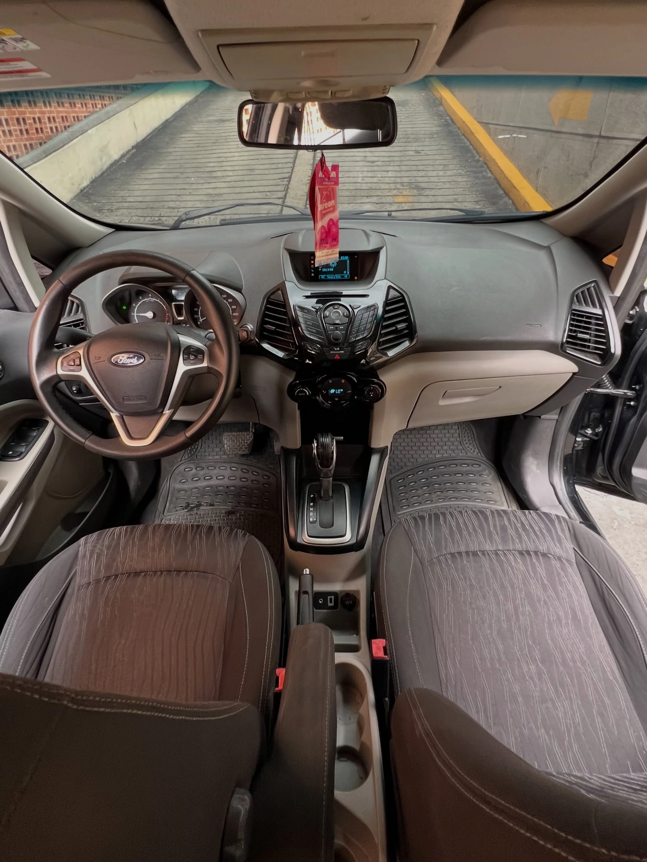 2015 Ford Ecosport Titanium — foto 9