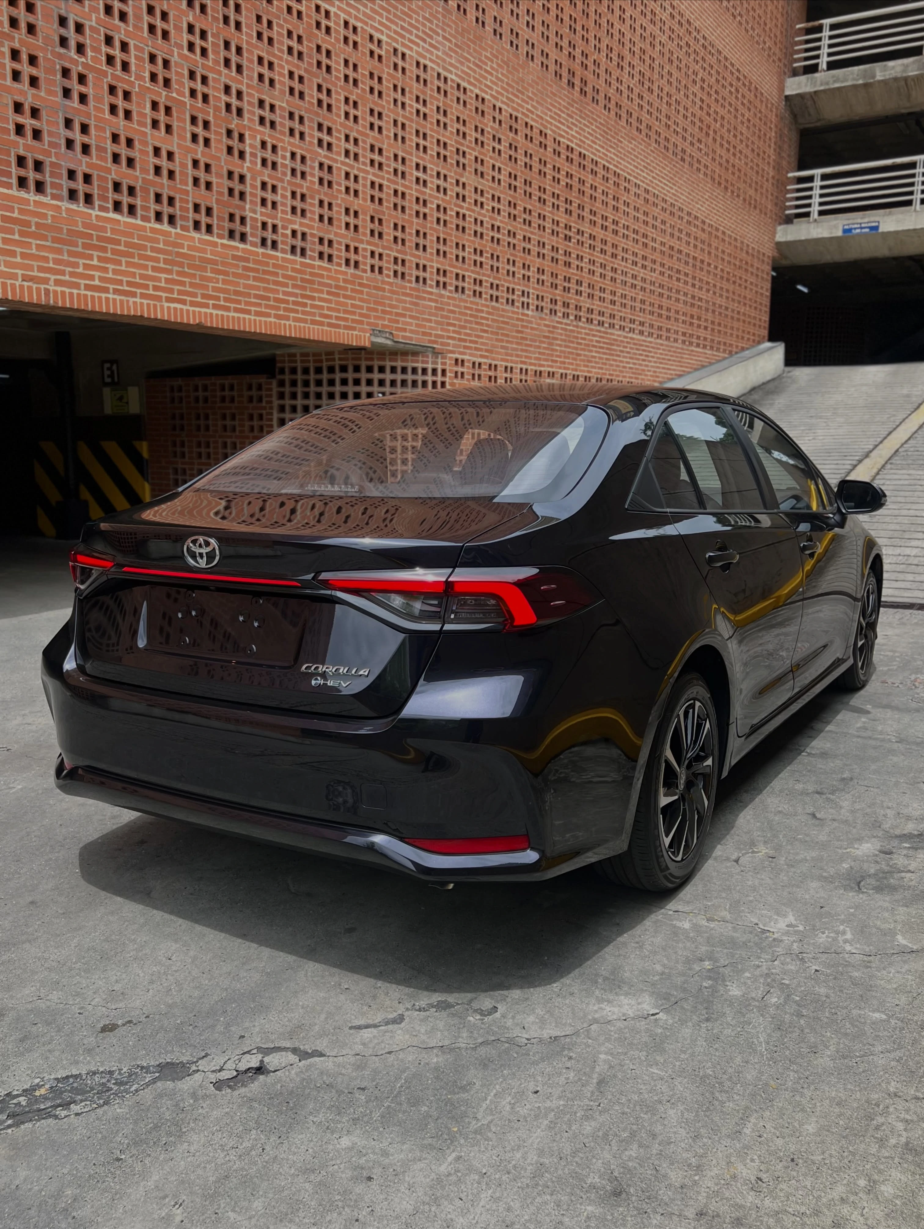 2026 Toyota Corolla HEV — foto 3