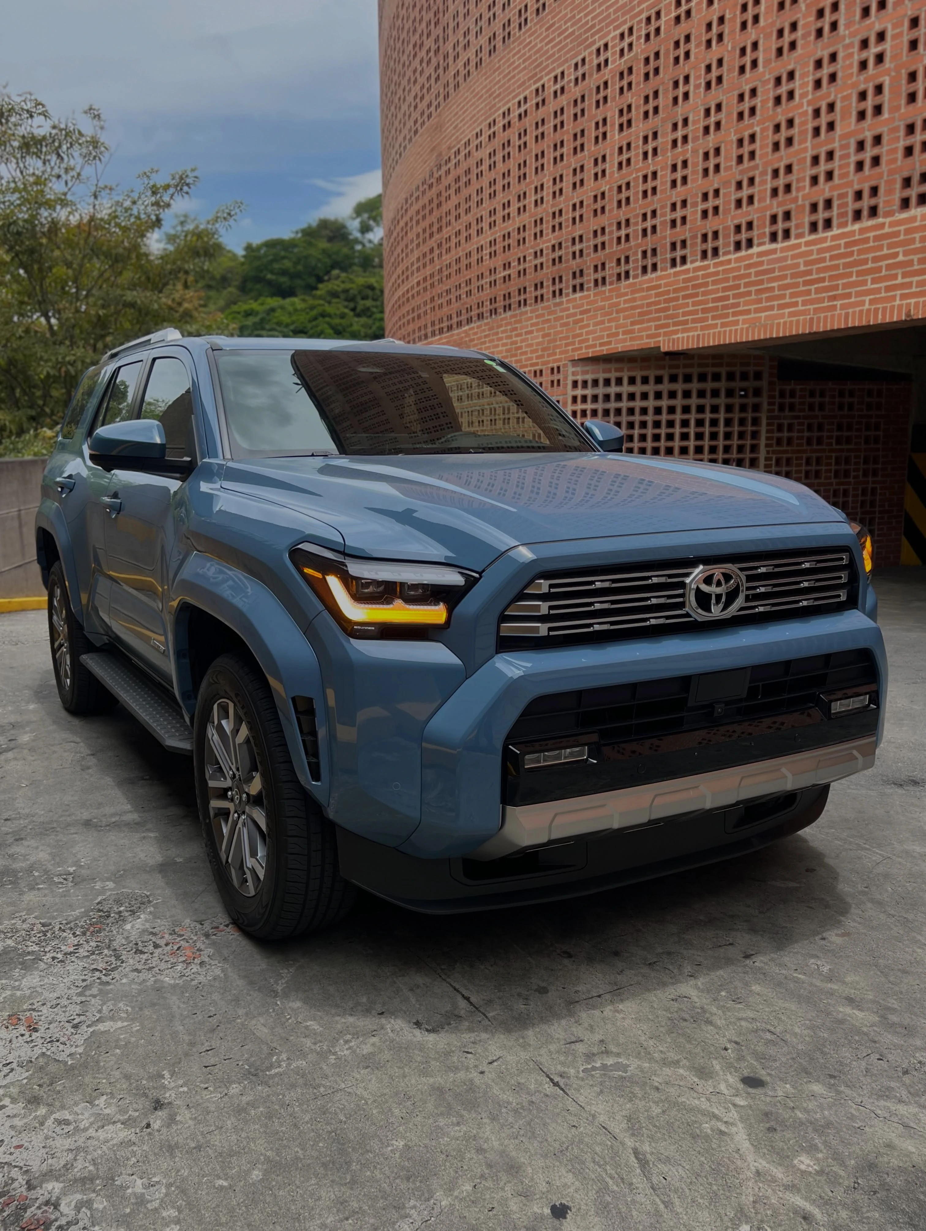 2026 Toyota 4Runner Limited — foto 2