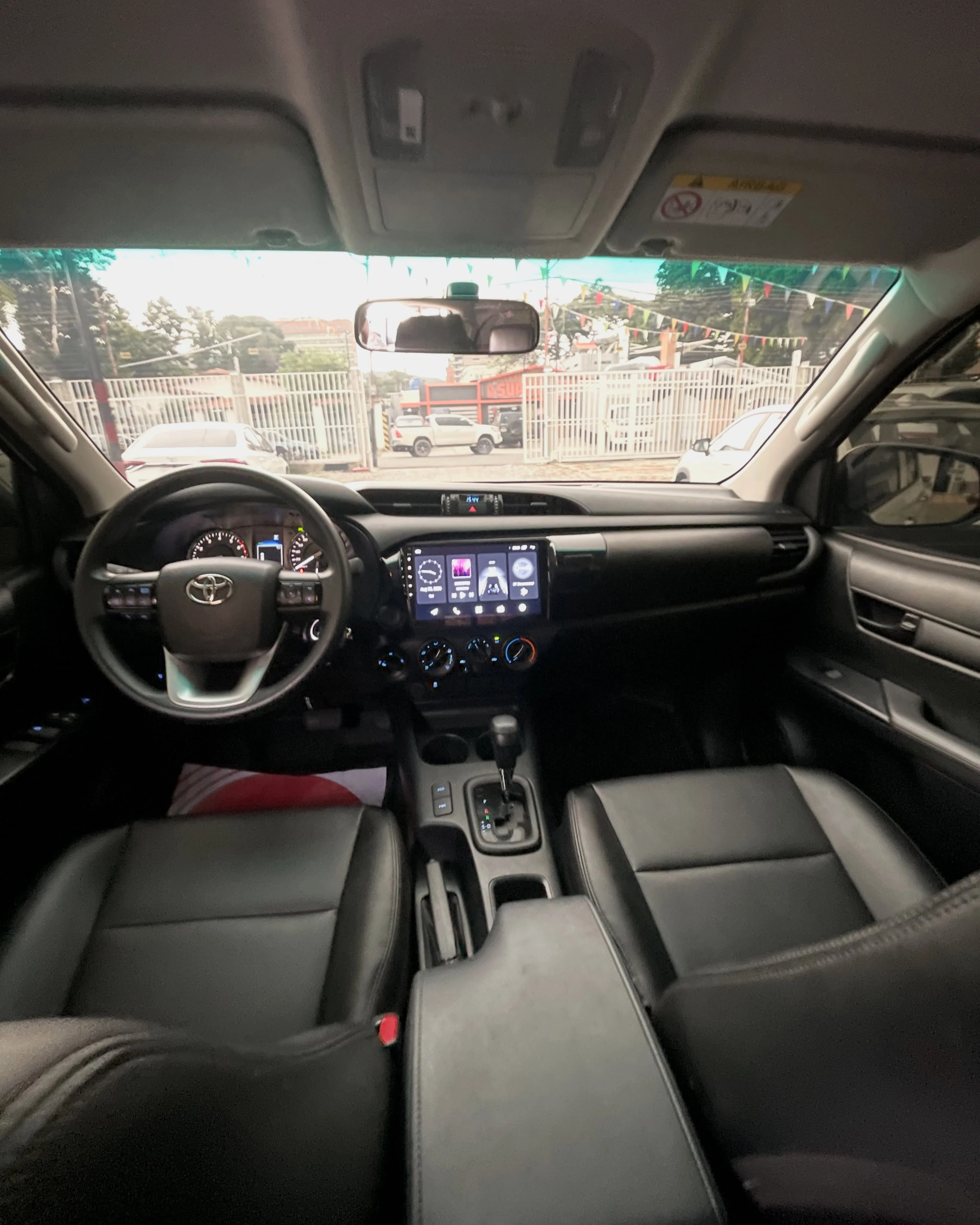 2025 Toyota Hilux 2.7L — foto 9
