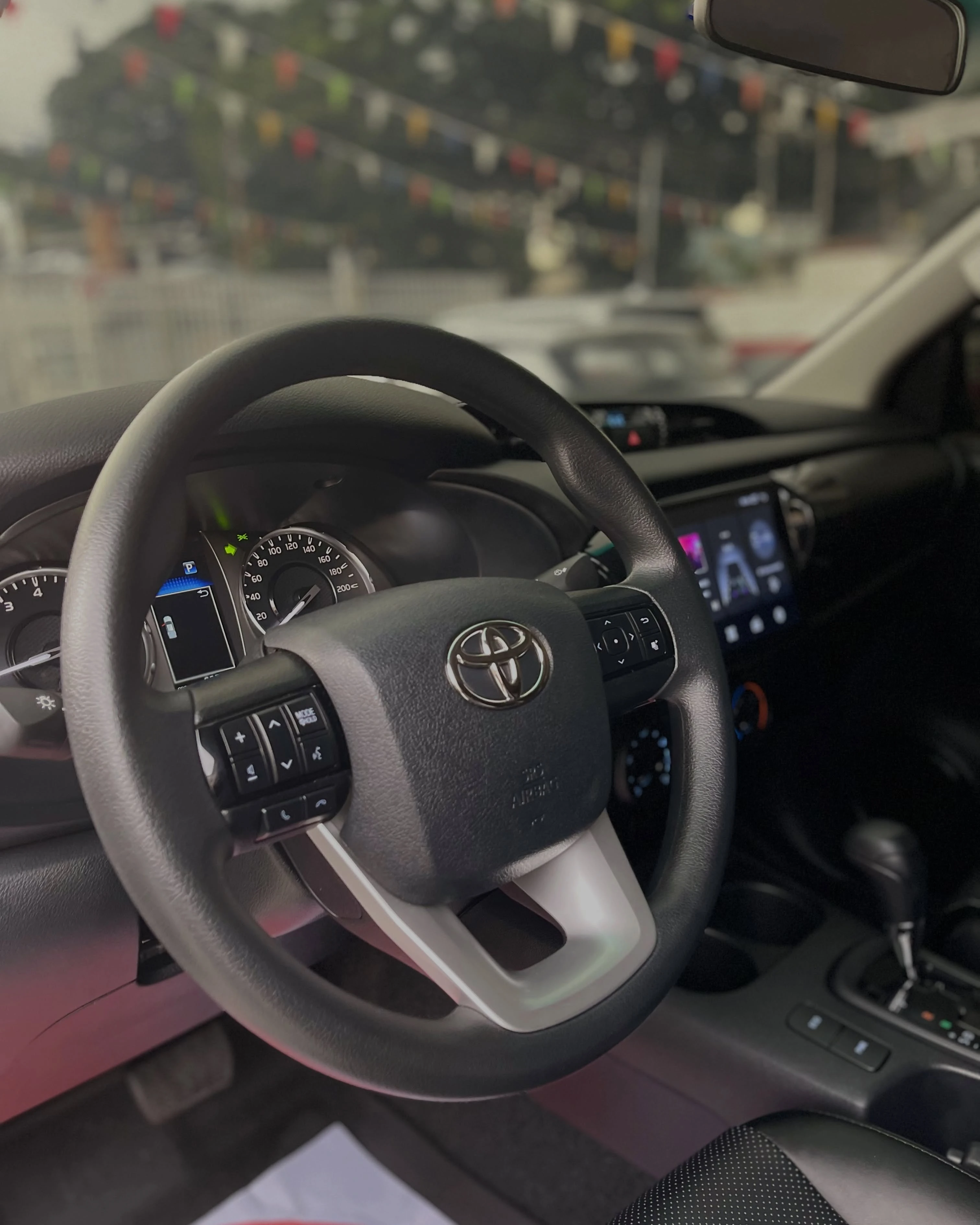 2025 Toyota Hilux 2.7L — foto 11