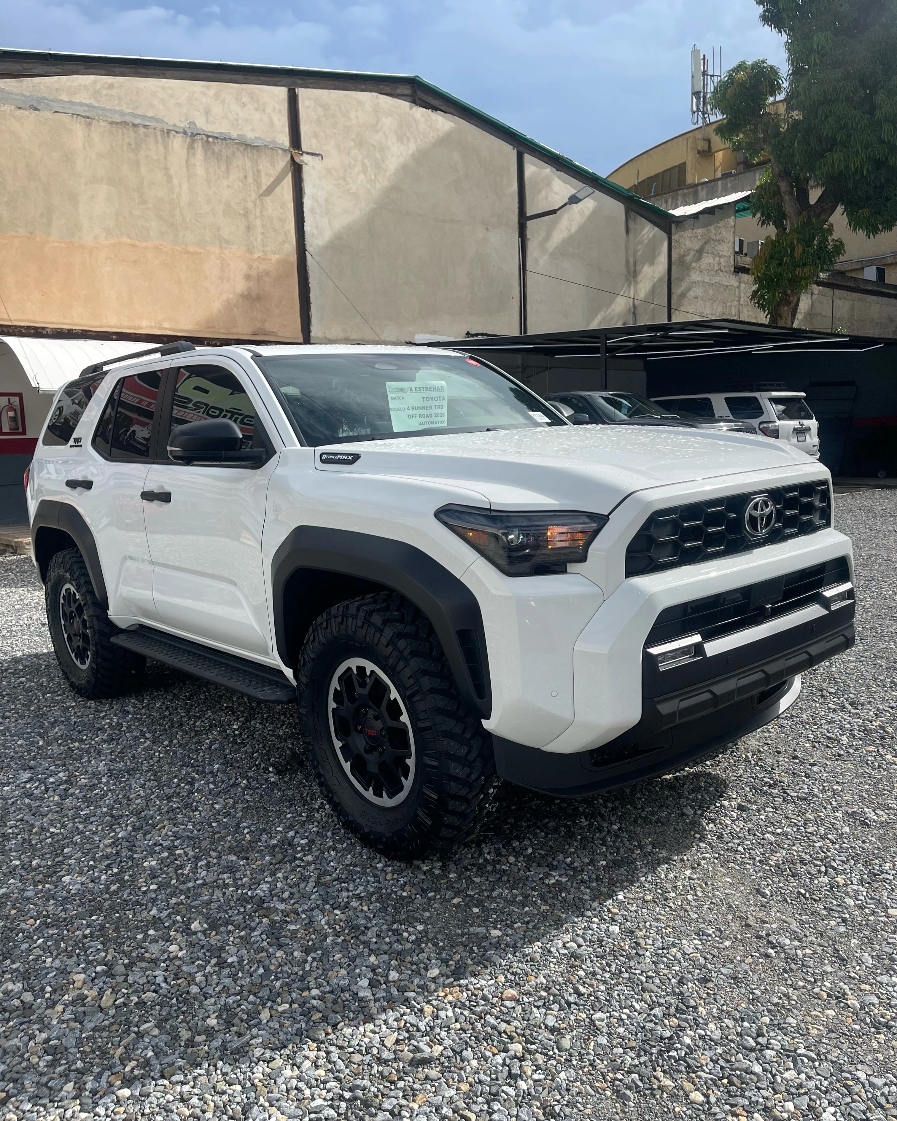 2026 Toyota 4Runner TRD OFF-ROAD — foto 3