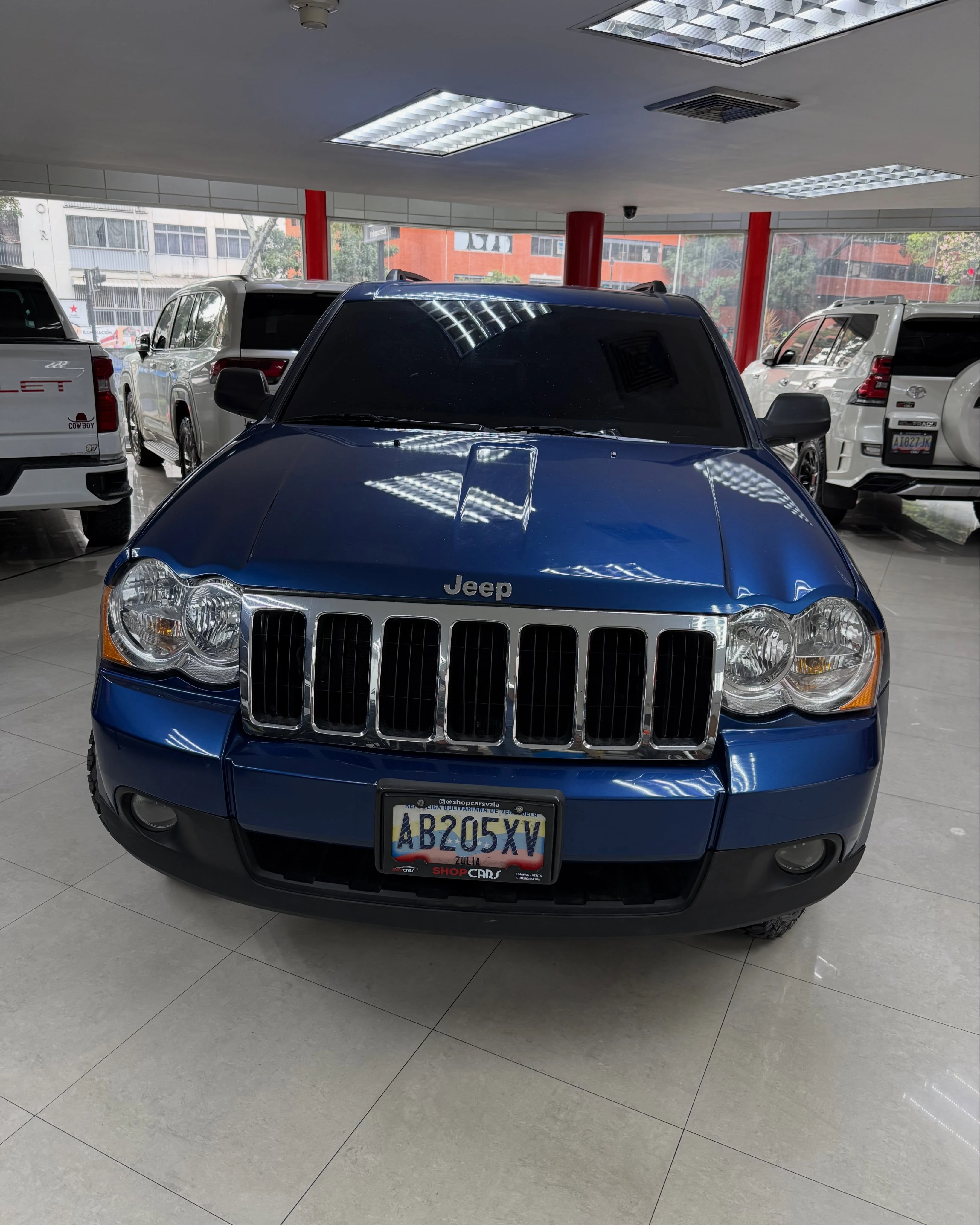 2010 Jeep Grand Cherokee — foto 2