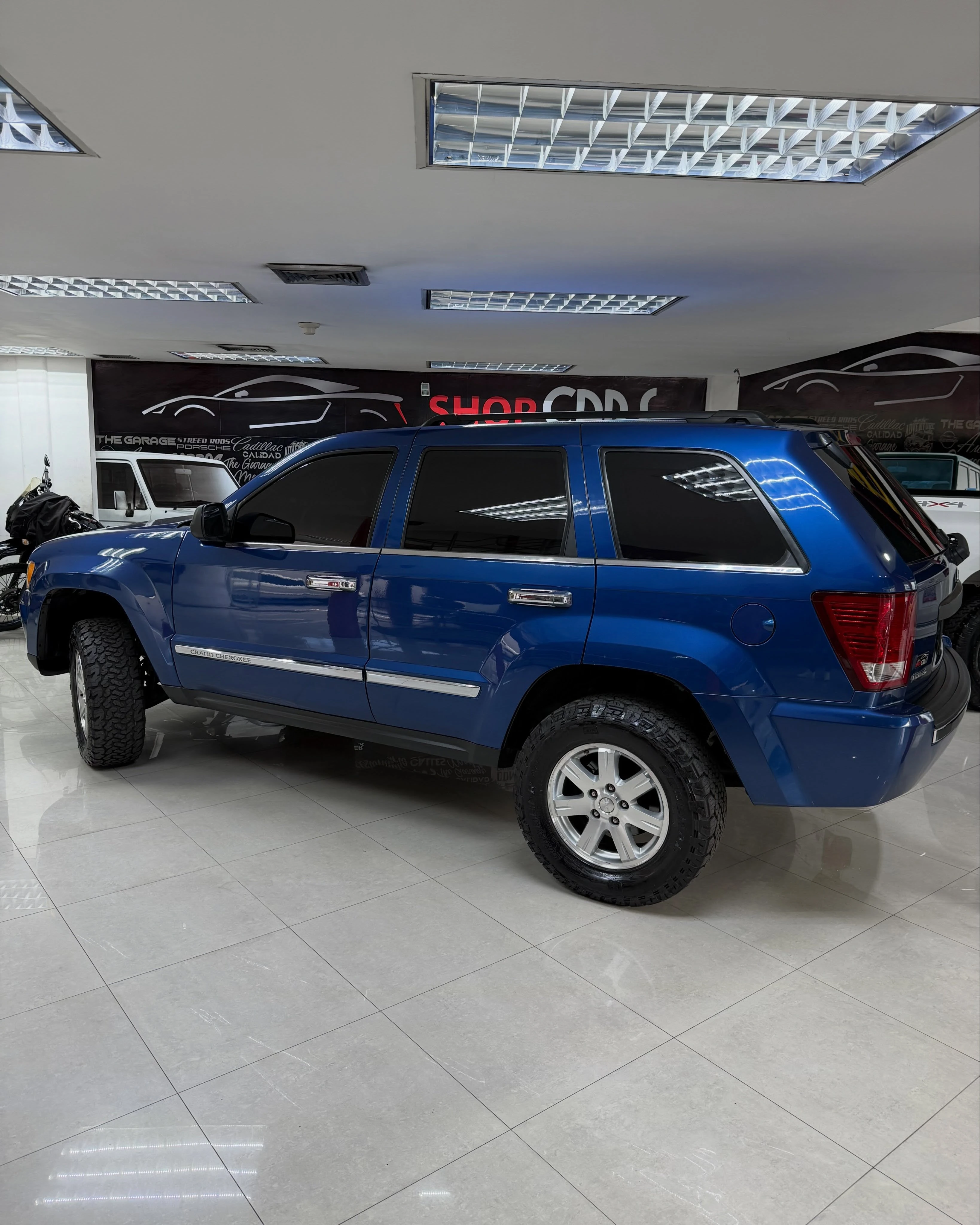 2010 Jeep Grand Cherokee — foto 4