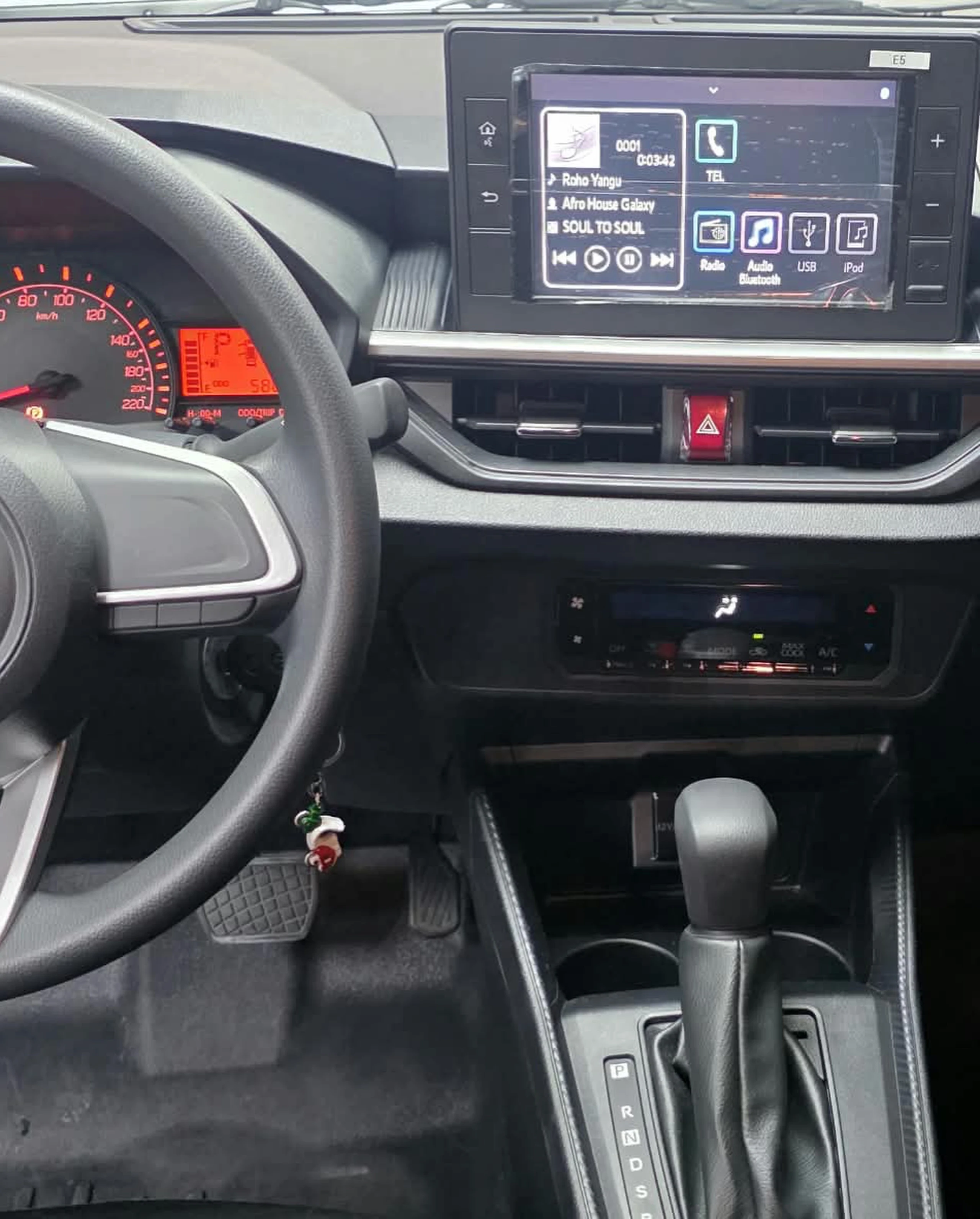 2025 Toyota Agya — photo 5