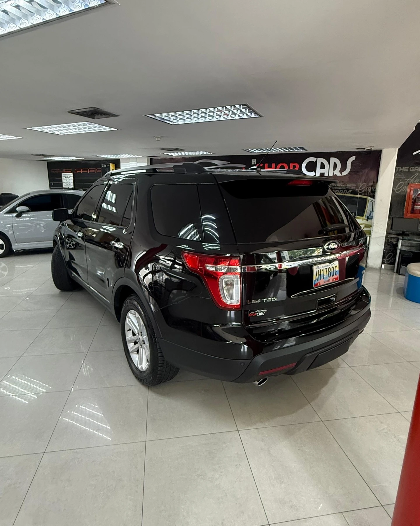 2015 Ford Explorer — foto 5