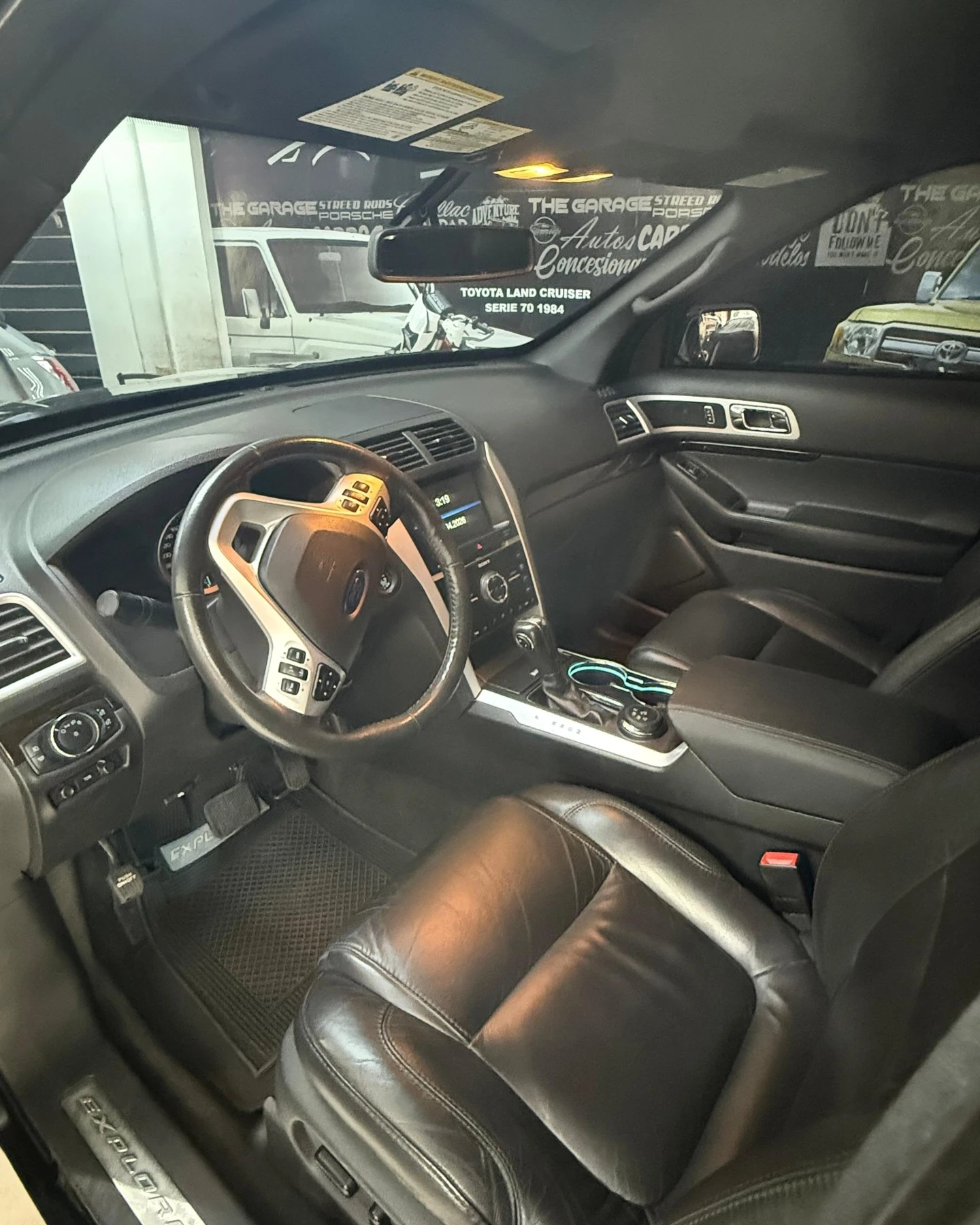 2015 Ford Explorer — foto 7