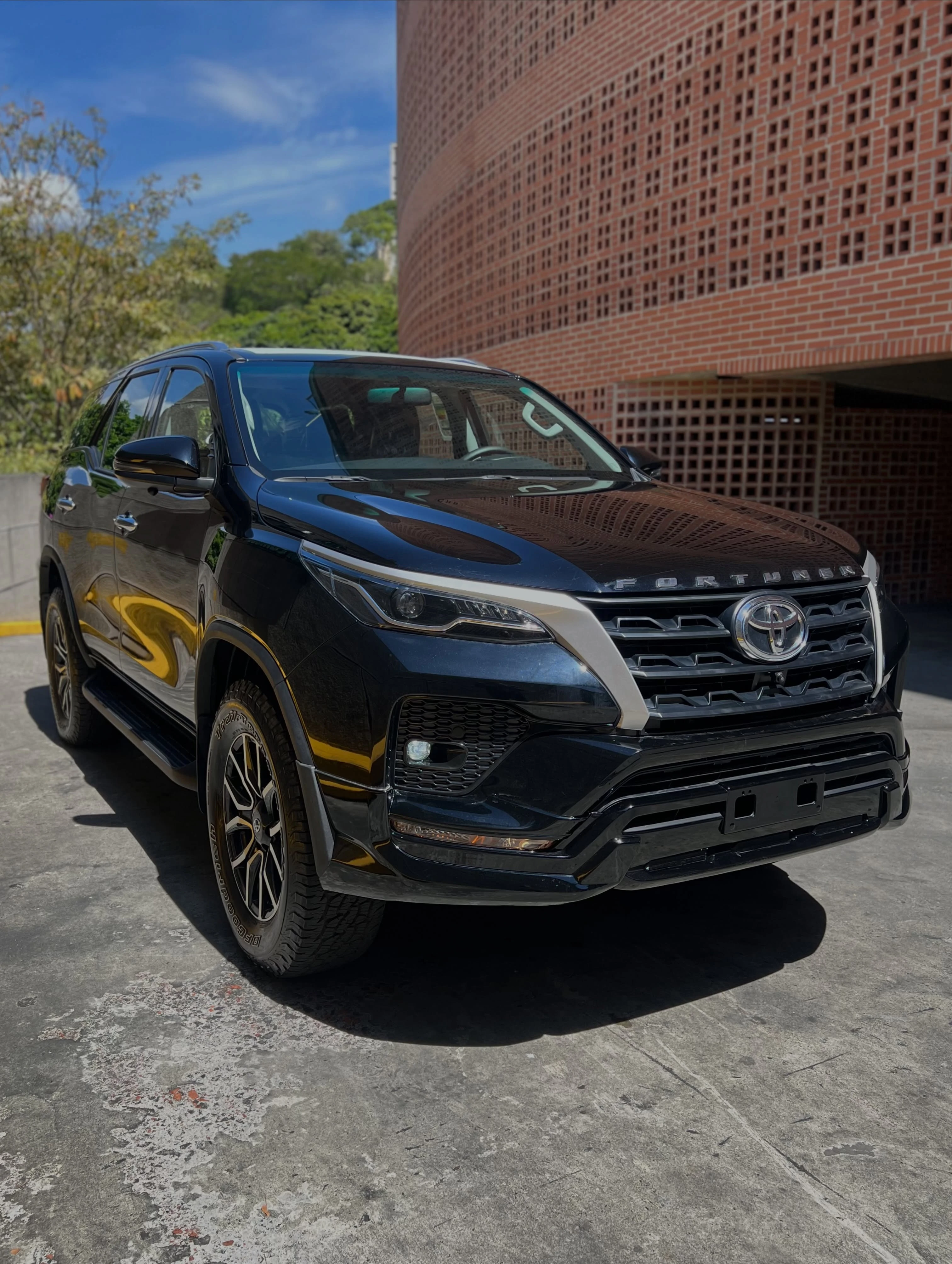 2026 Toyota Fortuner 2.7L — foto 2