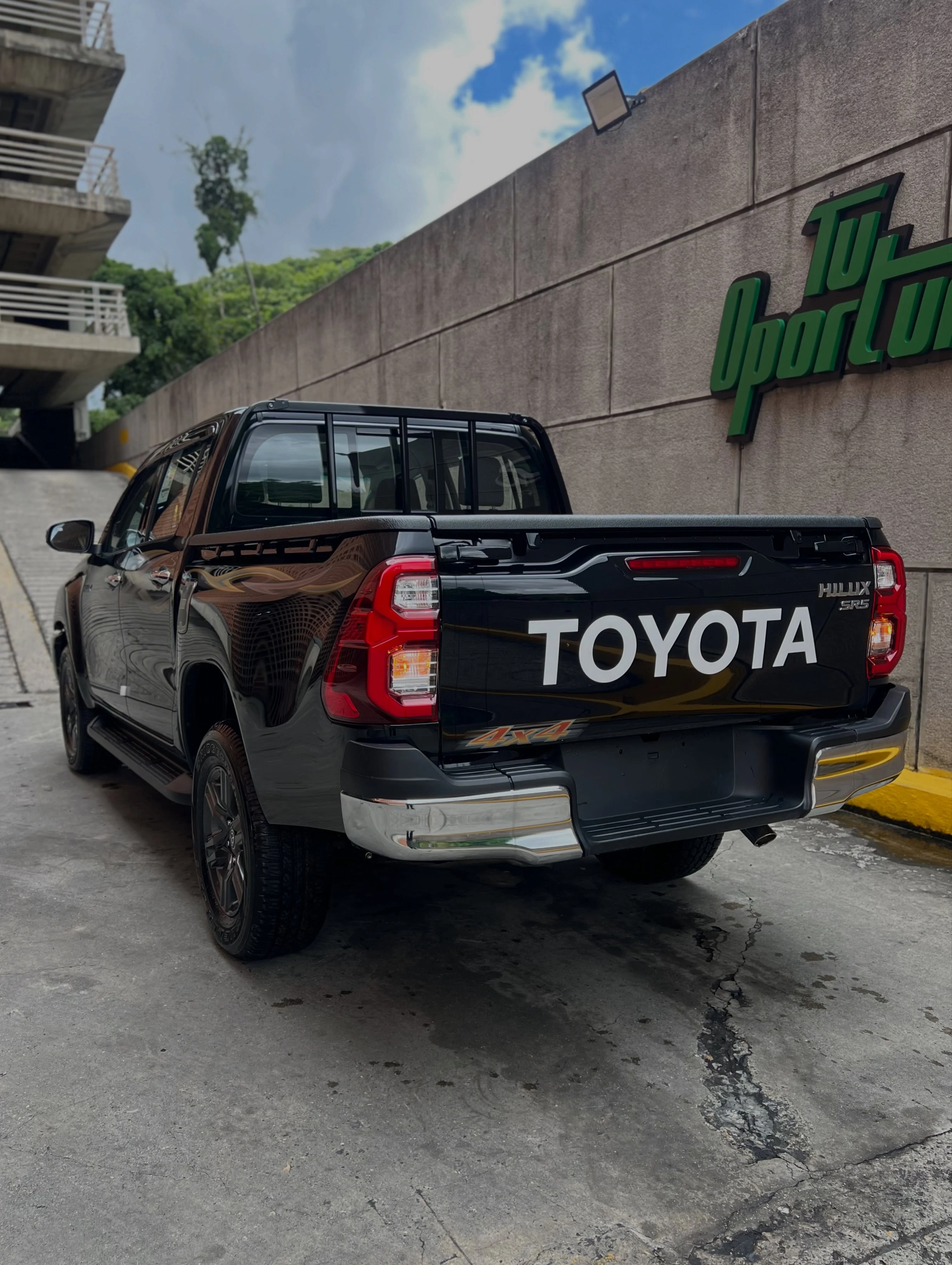 2026 Toyota Hilux 2.7L — foto 5