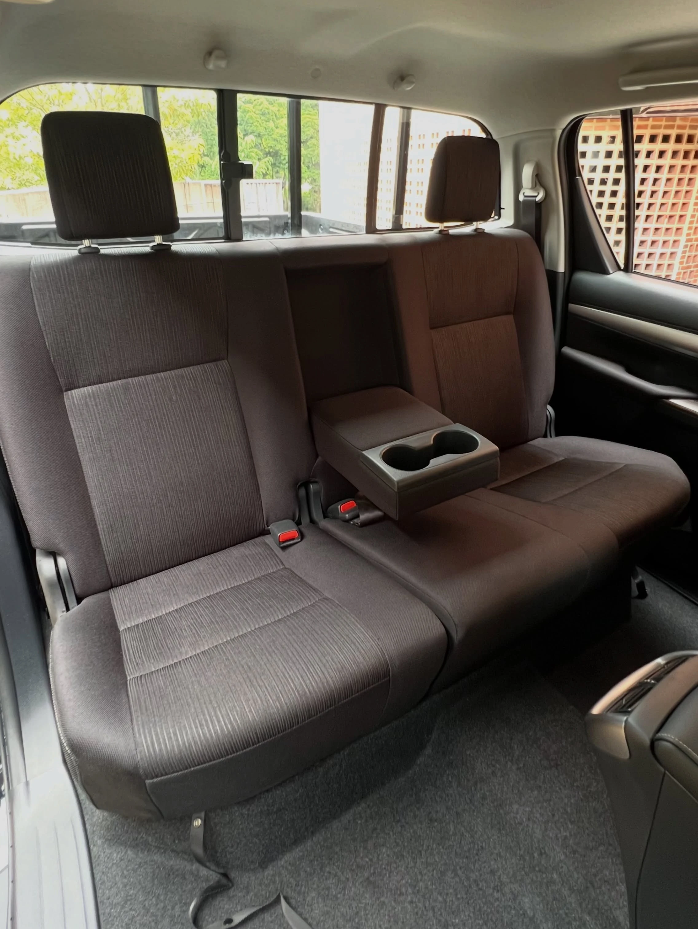 2026 Toyota Hilux 2.7L — foto 8