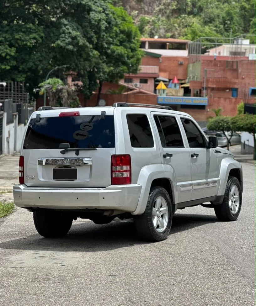 2009 Jeep Cherokee Kk — foto 2