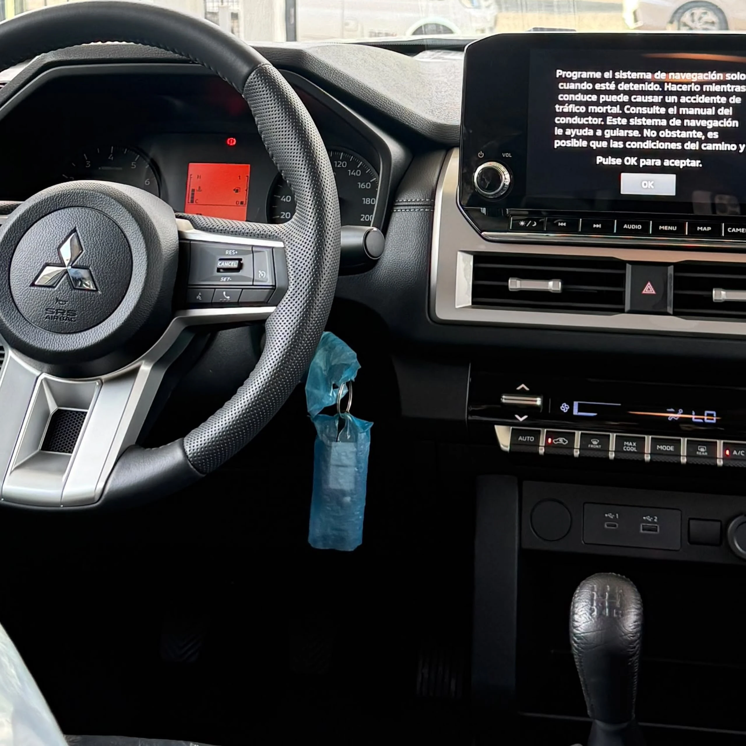 2026 Mitsubishi L200 Full equipo — foto 3