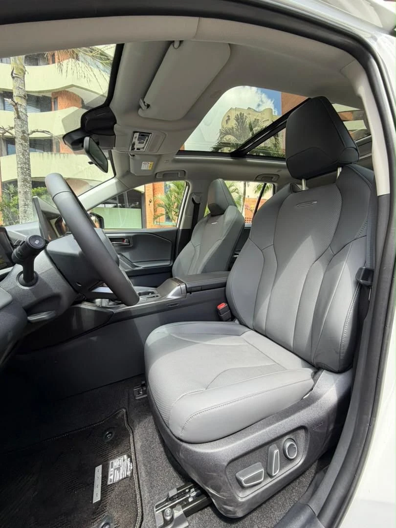 2026 Toyota RAV4 Elite — foto 4