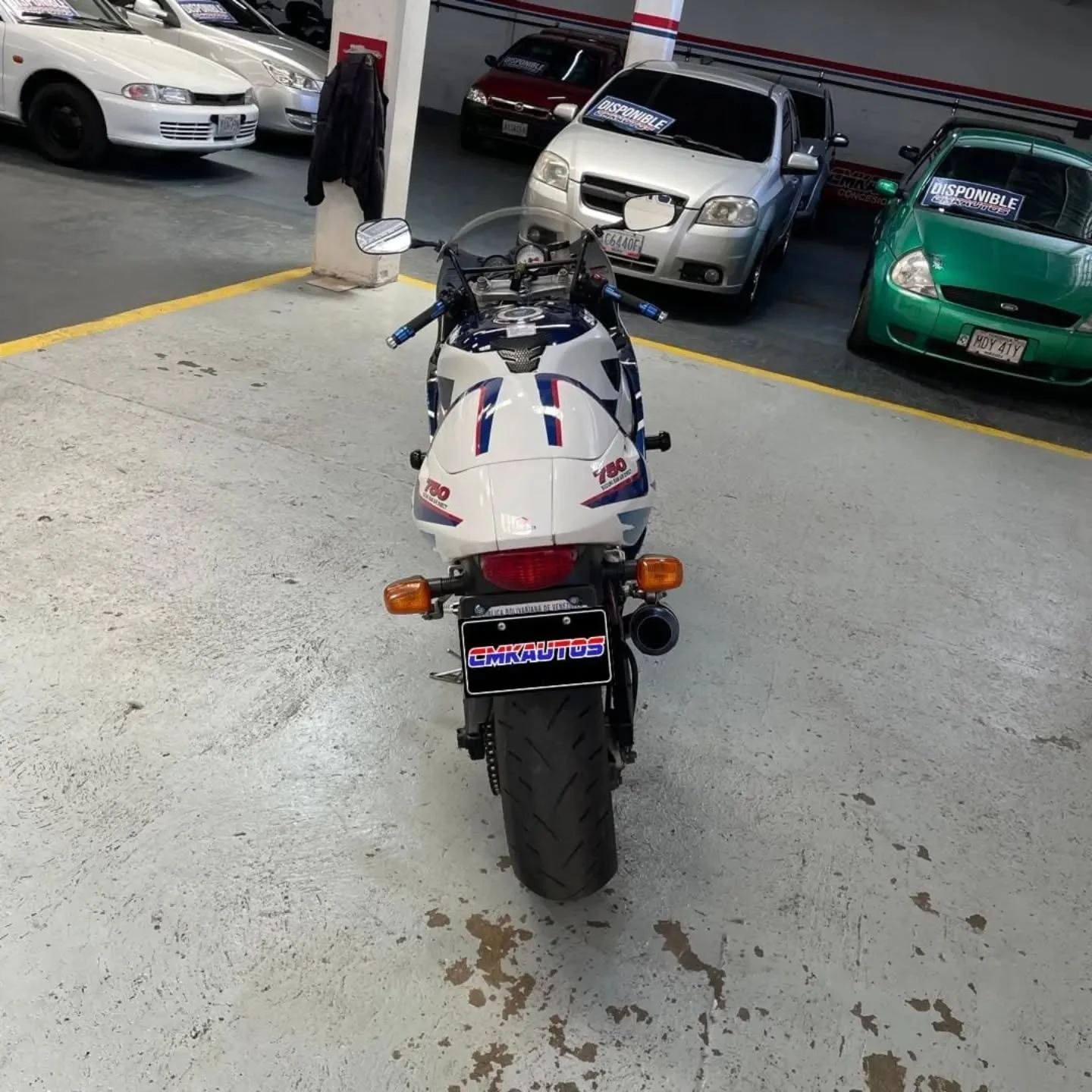 1997 Suzuki Srad-750 — foto 4