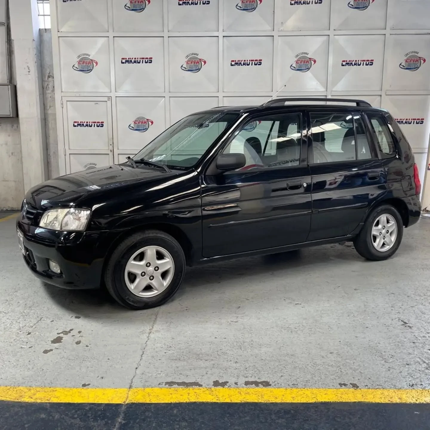 2005 Mazda Demio — foto 2