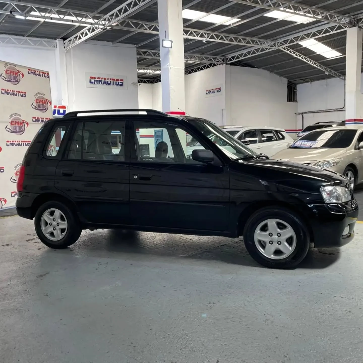 2005 Mazda Demio — foto 3