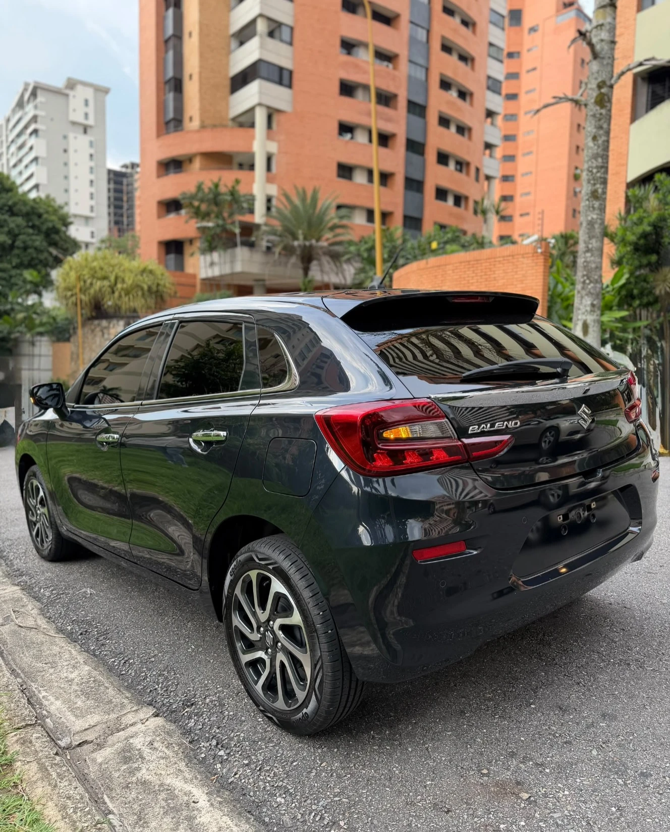2025 Suzuki Baleno — foto 4