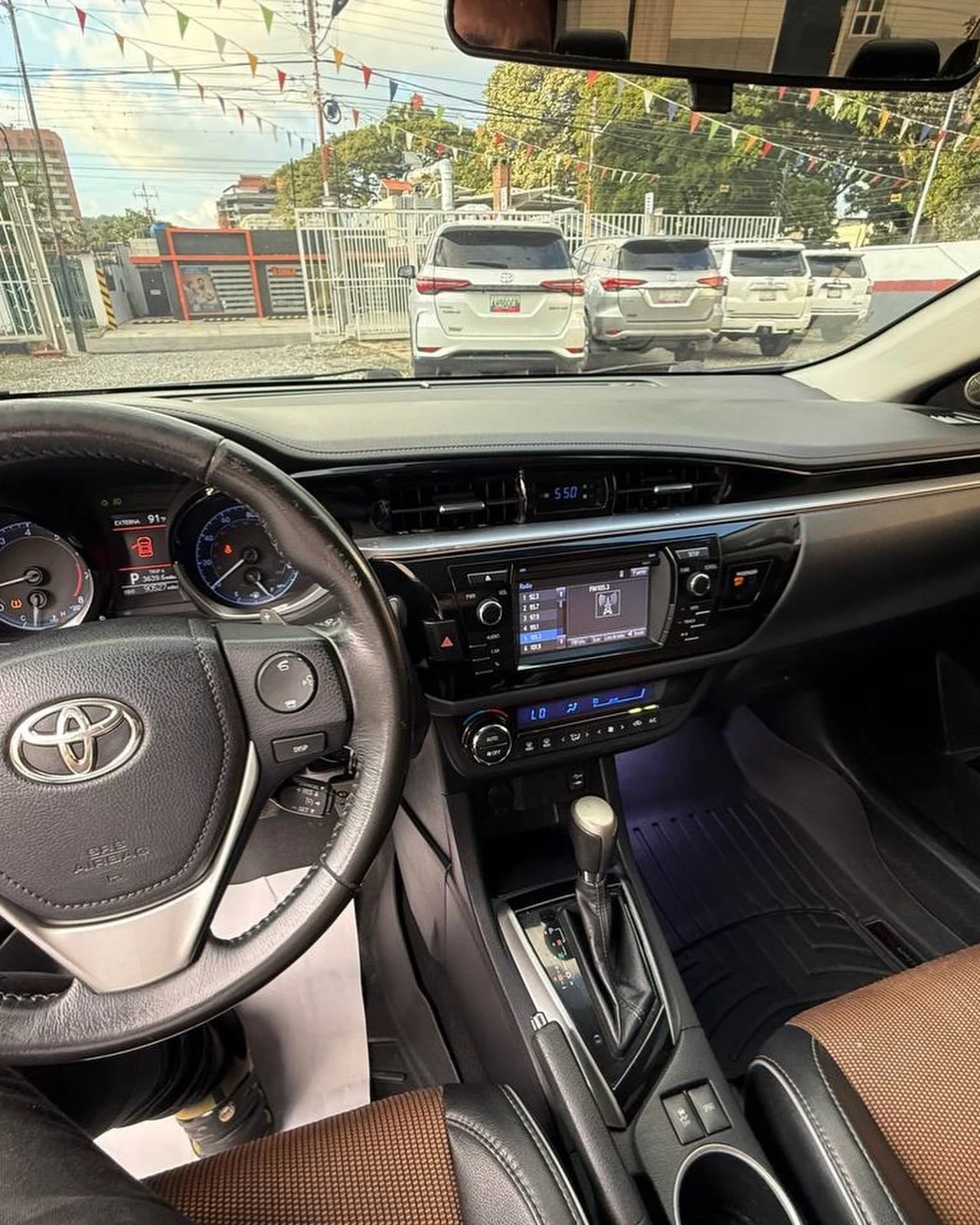 2016 Toyota Corolla SAÑO 2016A CONSULTAR KM — foto 11