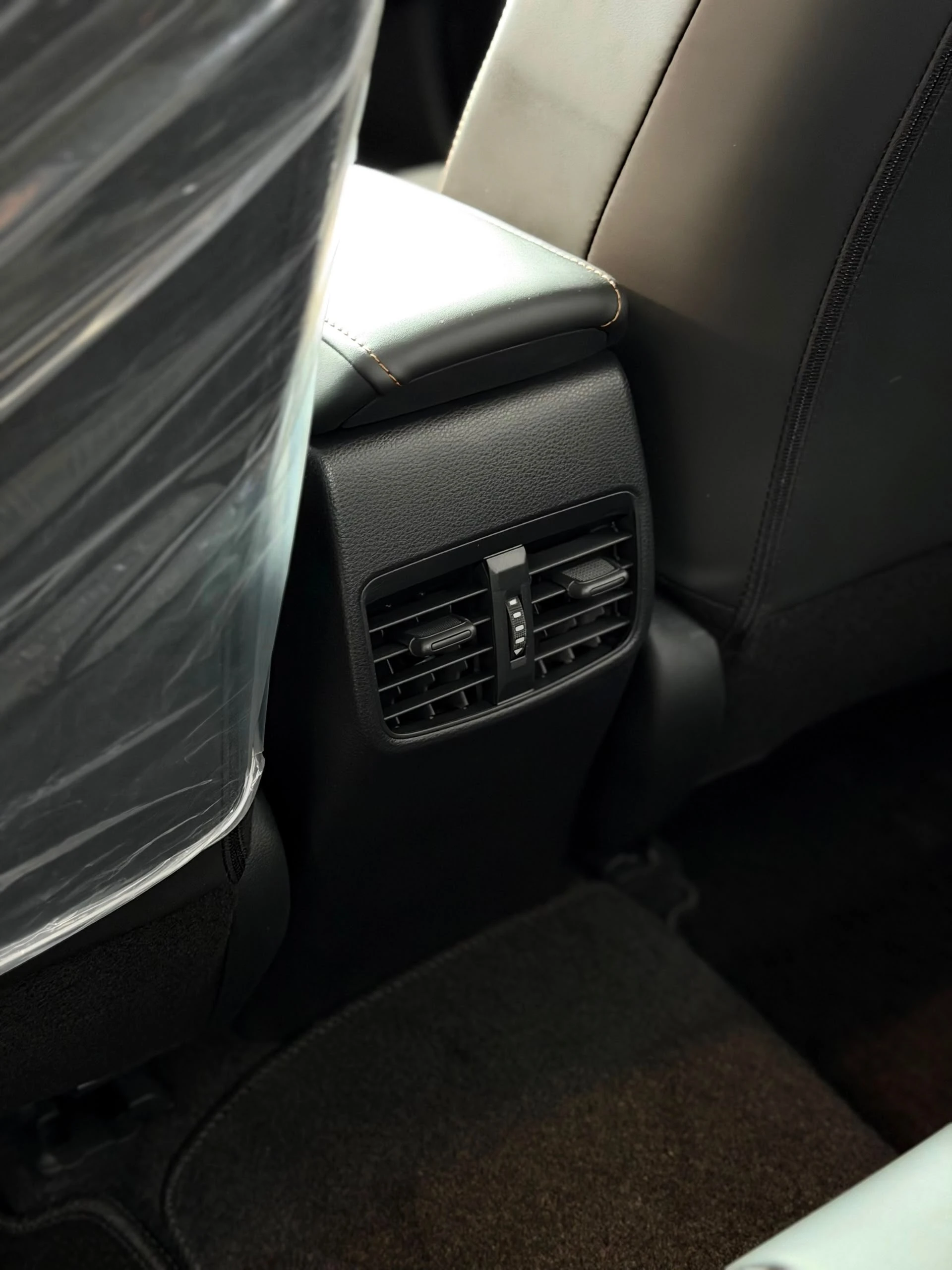 2026 Toyota Corolla HEV — foto 12