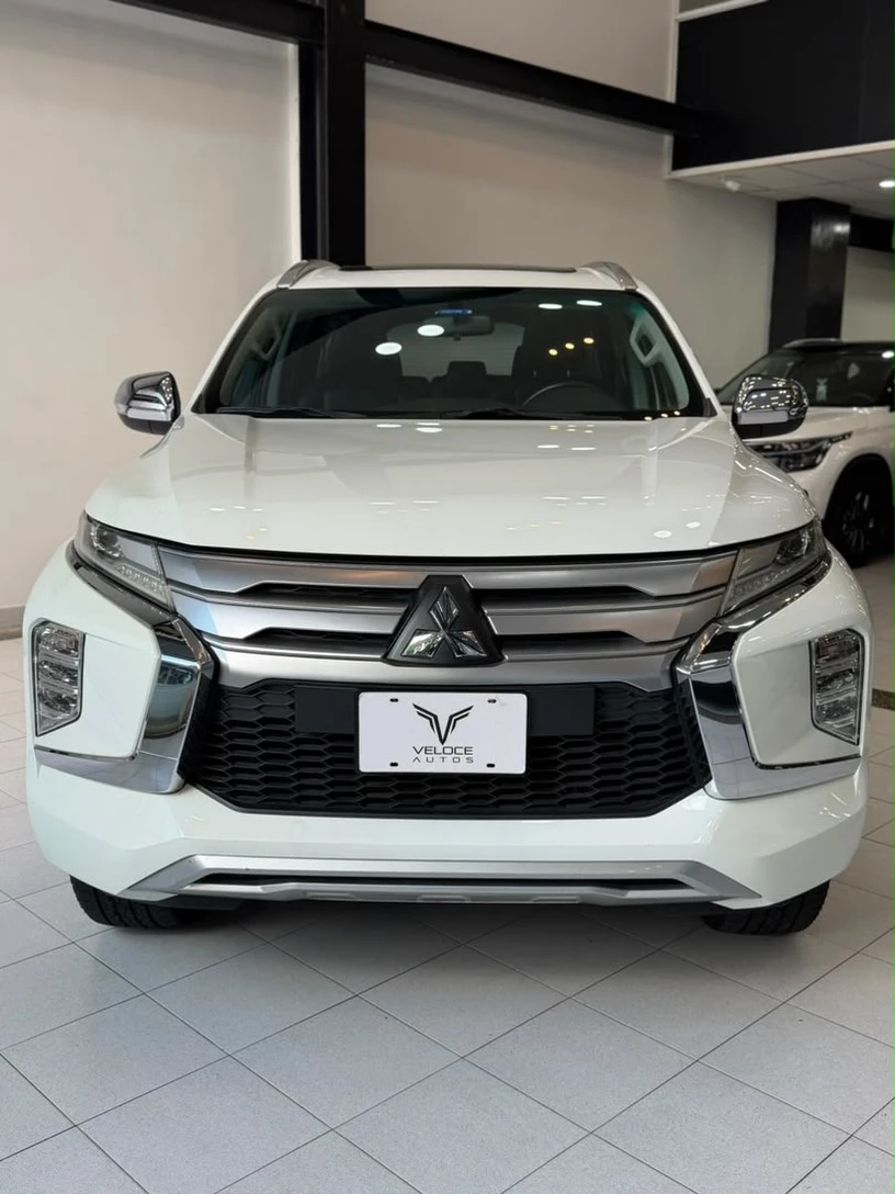 2022 Mitsubishi Montero Sport — foto 4
