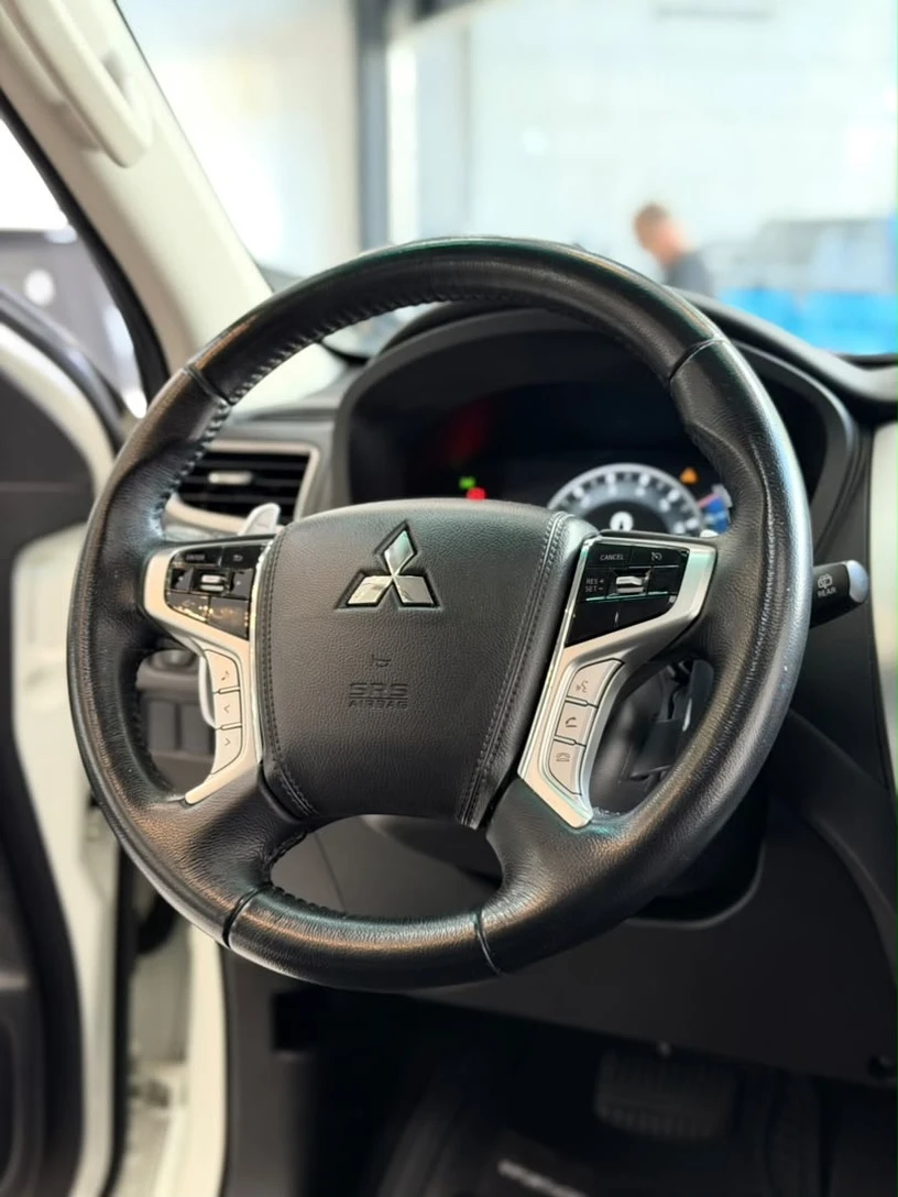2022 Mitsubishi Montero Sport — foto 15
