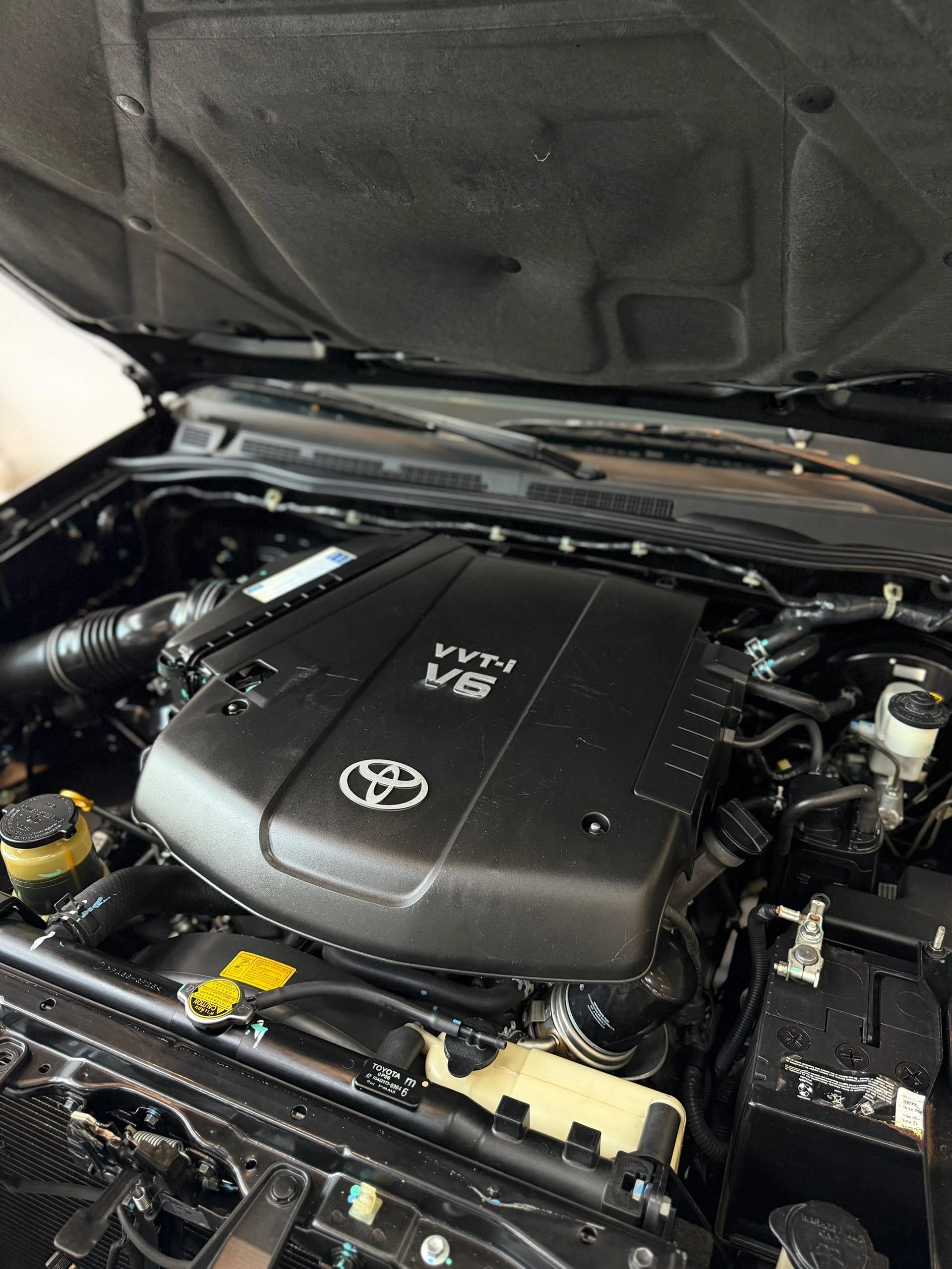 2014 Toyota Fortuner SR — foto 18