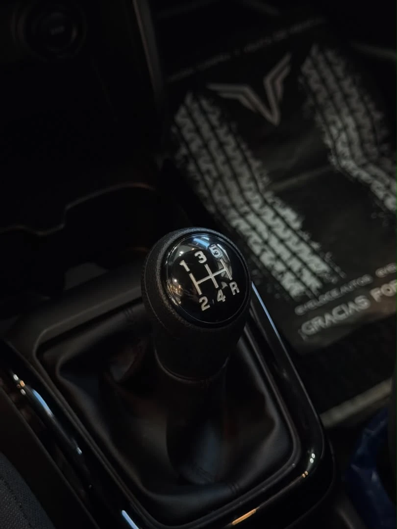2025 Suzuki Swift — foto 8