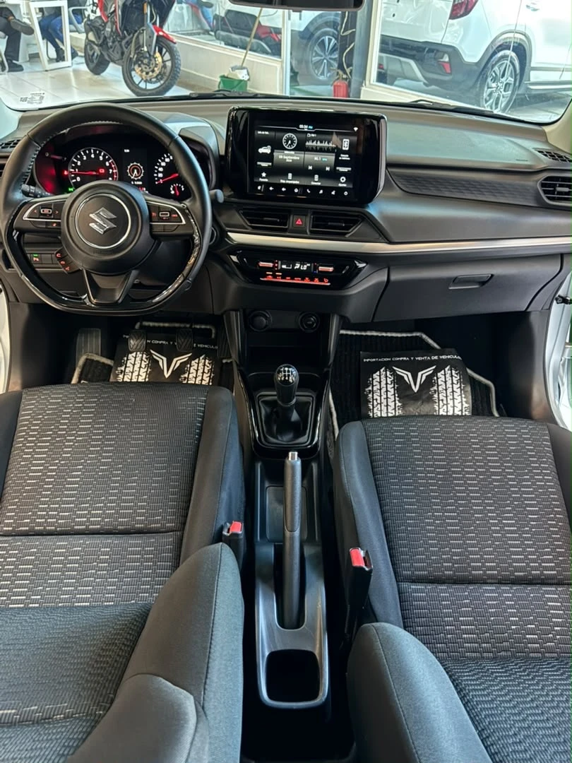 2025 Suzuki Swift — foto 10