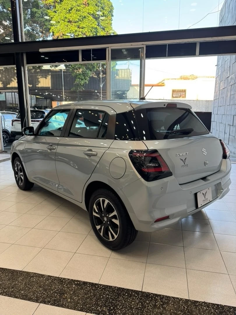 2025 Suzuki Swift — foto 14