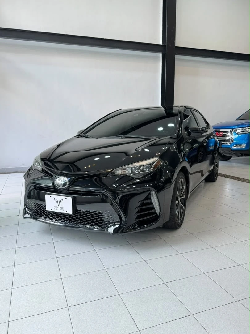 2018 Toyota Corolla SE — foto 3