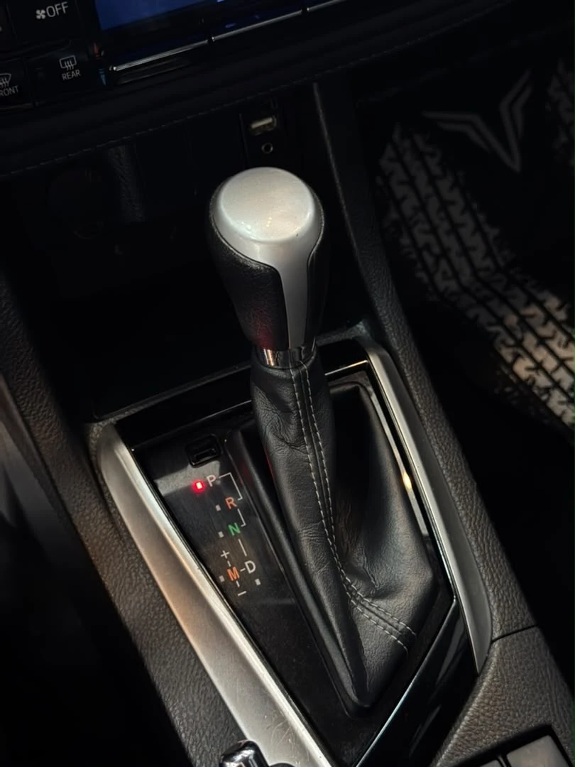 2018 Toyota Corolla SE — foto 9