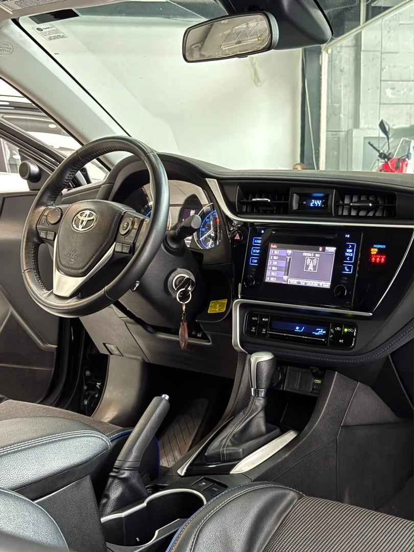 2018 Toyota Corolla SE — foto 6