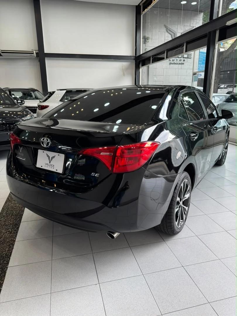 2018 Toyota Corolla SE — foto 14
