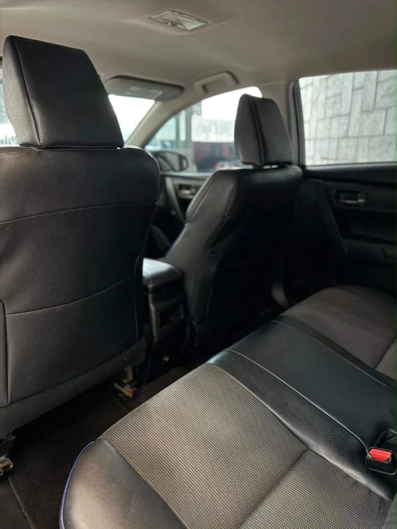 2018 Toyota Corolla SE — foto 12