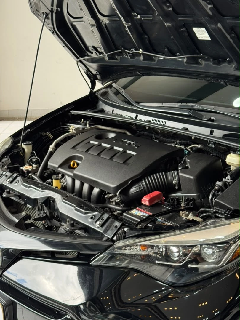 2018 Toyota Corolla SE — foto 16