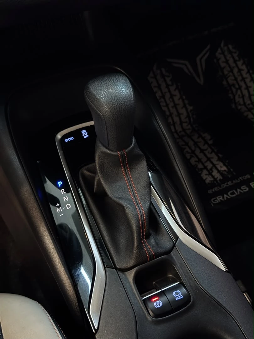 2025 Toyota Corolla D4T — foto 8