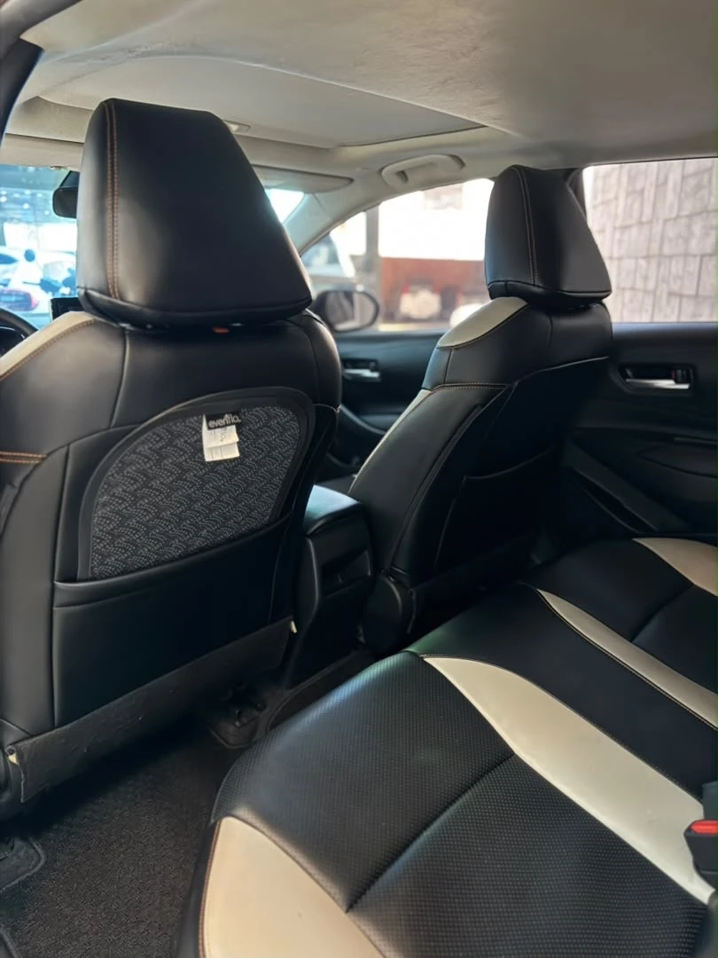 2025 Toyota Corolla D4T — foto 7